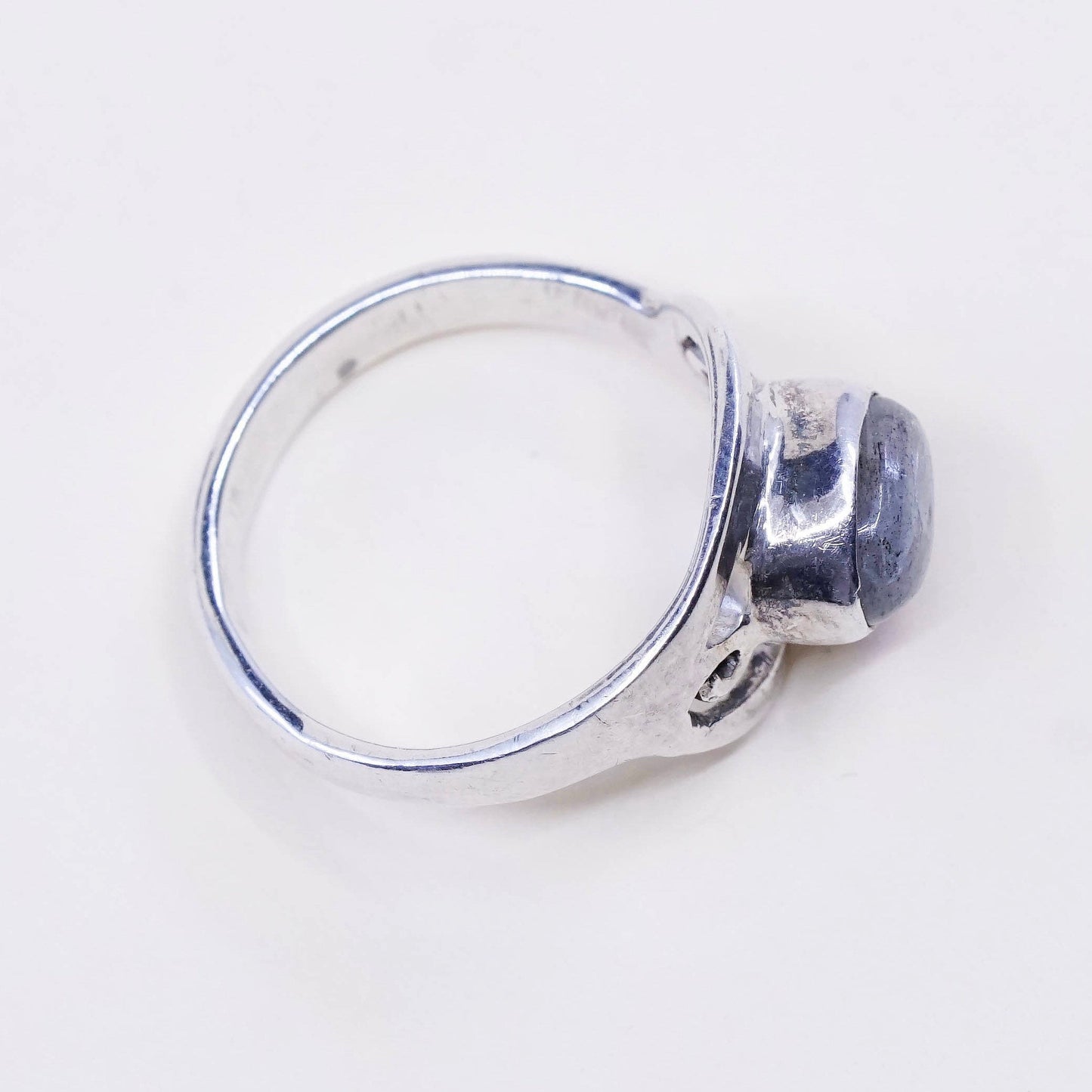 Size 4.25, vintage sterling 925 silver handmade ring with moonstone