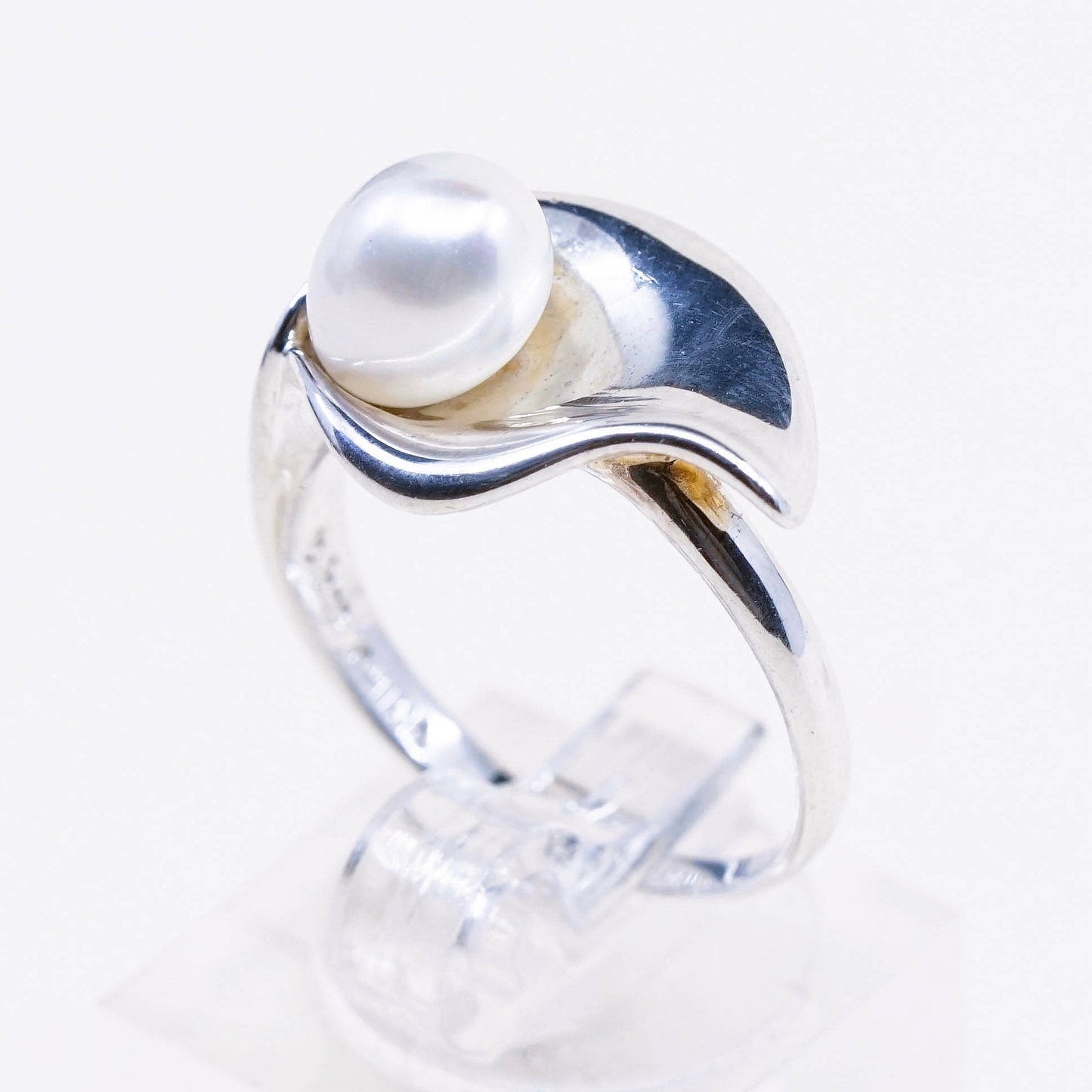 sz 8, vtg Sterling silver handmade ring, modern 925 lily flower band w/ pearl