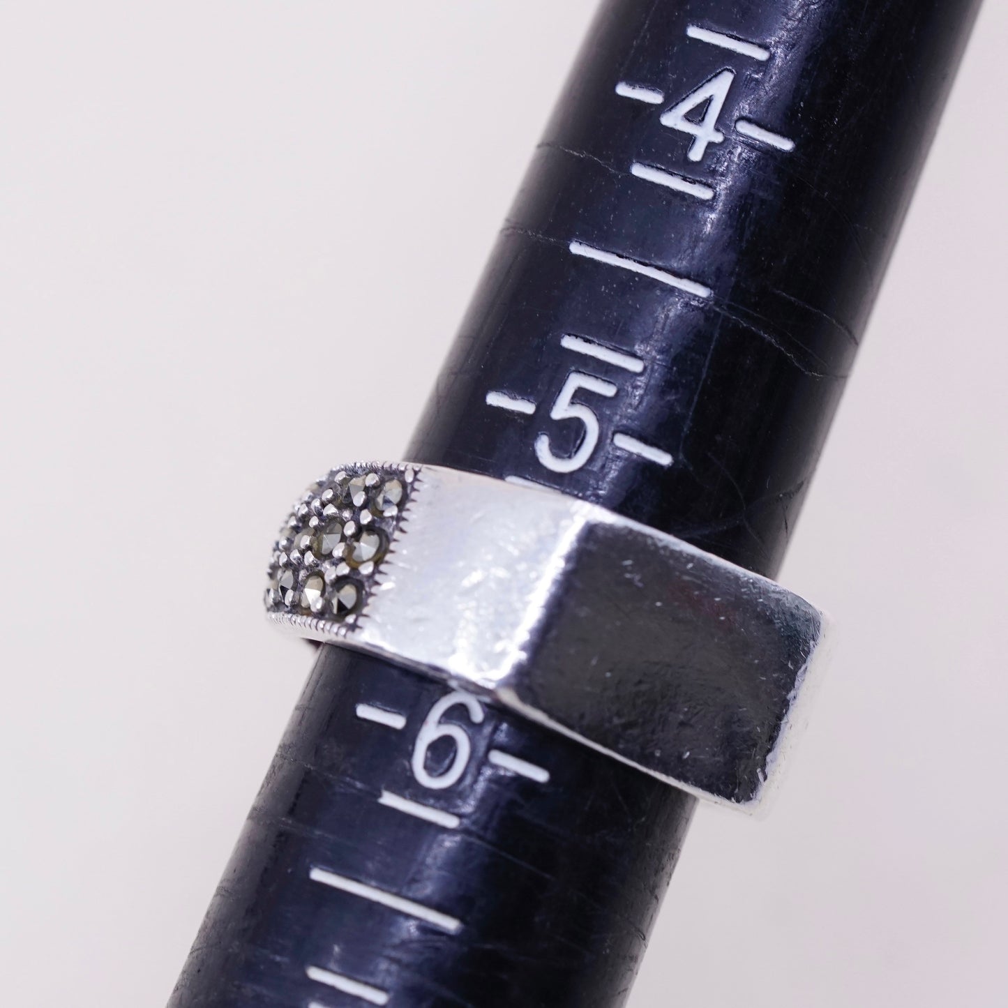 sz 5.5, Vintage sterling 925 silver handmade ring with amethyst and marcasite