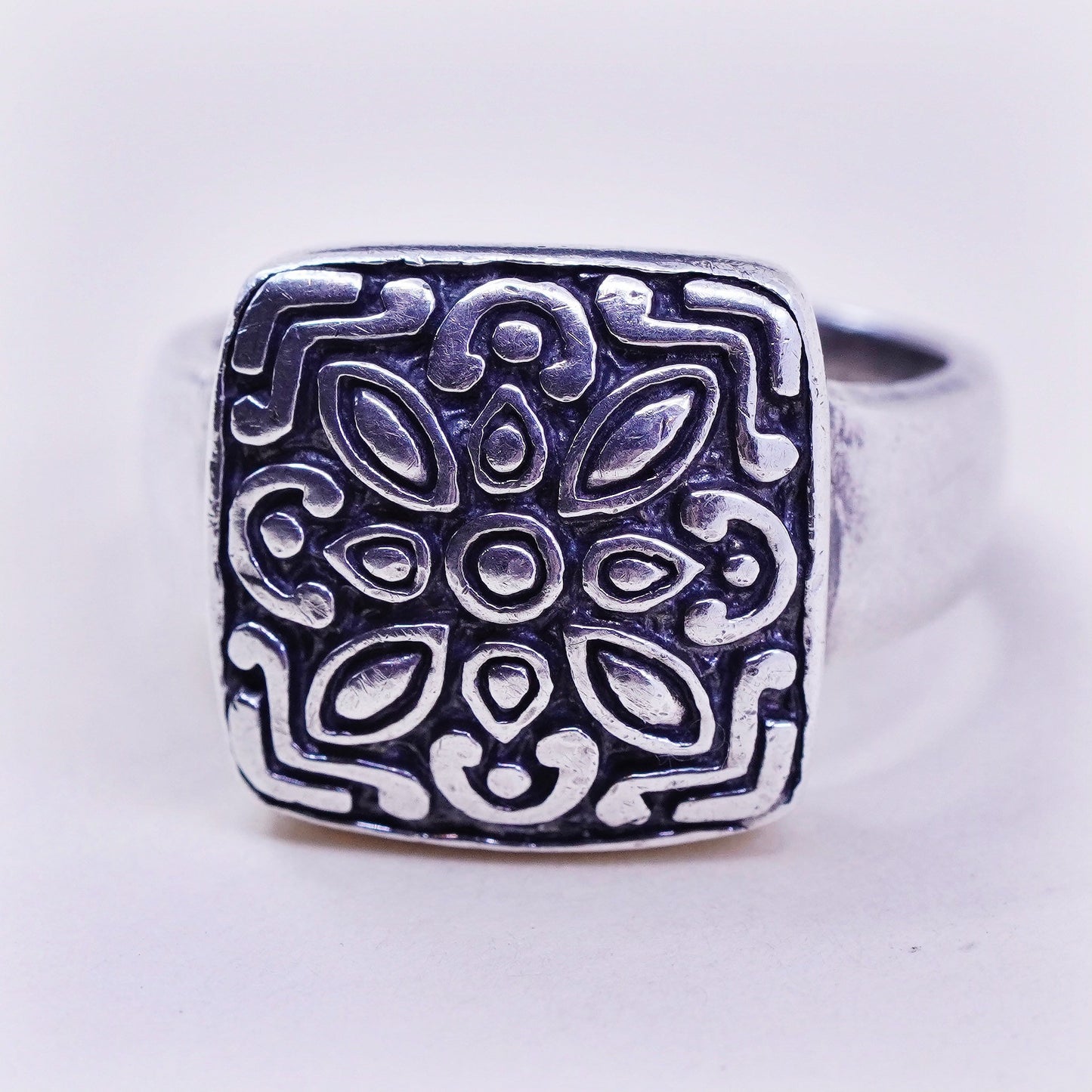 Size 8, vintage sterling 925 silver handmade bali statement ring
