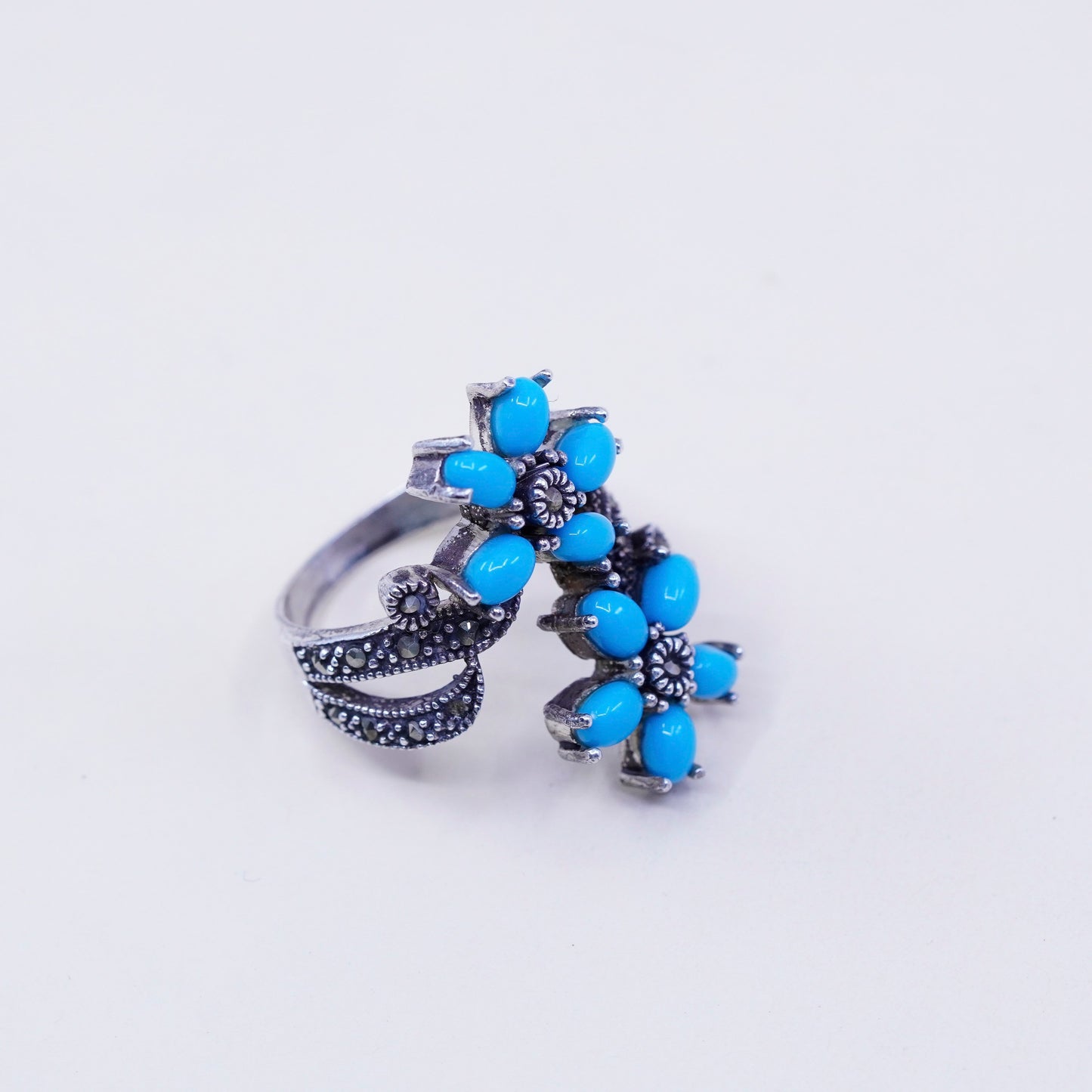 Size 8.25, vintage sterling 925 silver turquoise flower Marcasite ring