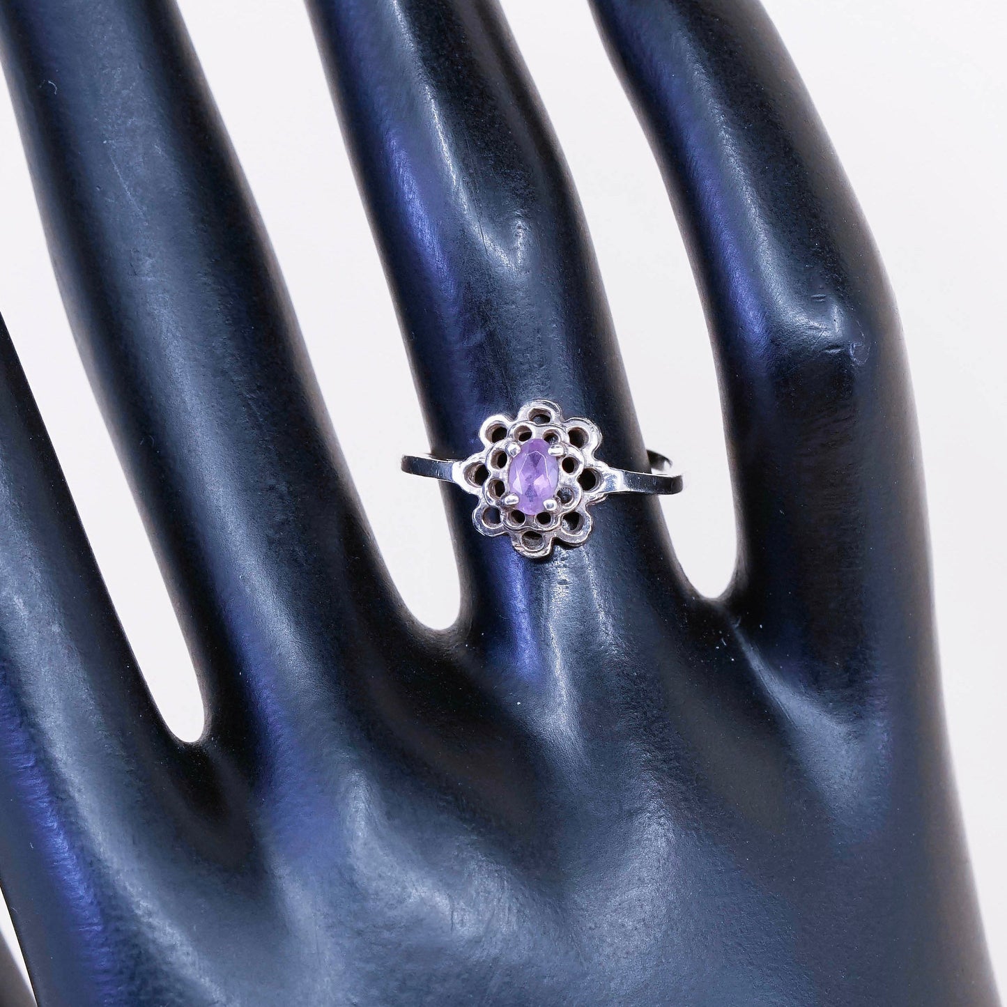 Size 6, vintage Sterling 925 silver handmade crown ring with amethyst