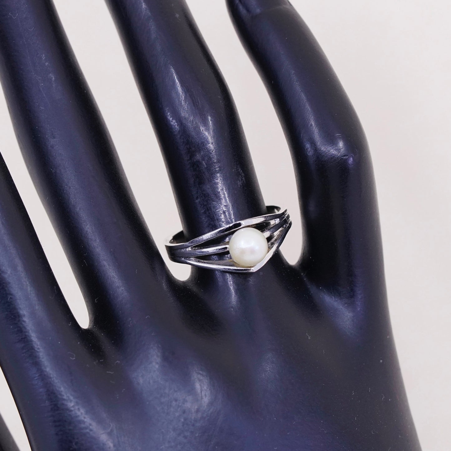 Size 8.25, vintage Sterling silver handmade ring, modern 925 band with pearl