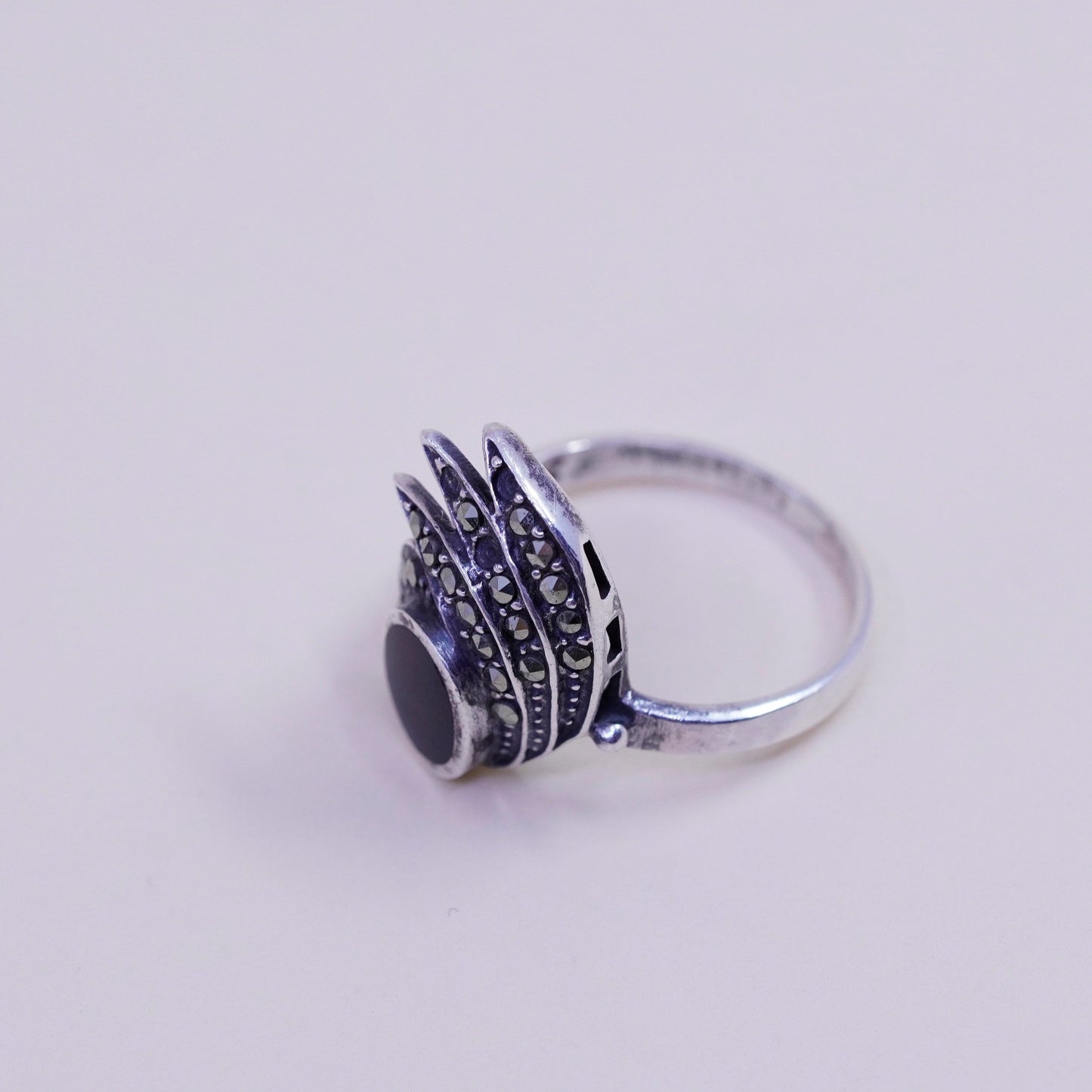 Size 6, Vintage sterling 925 silver handmade ring with obsidian and Marcasite