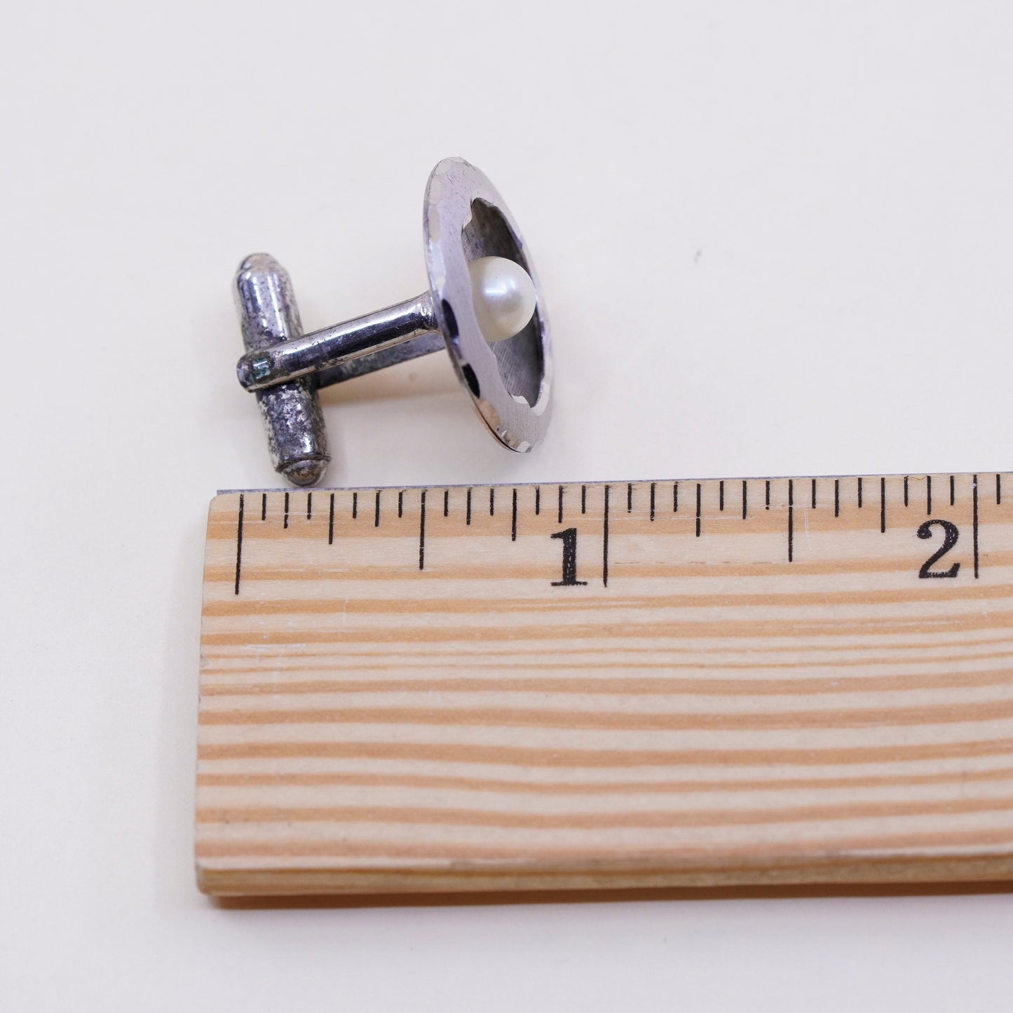 Vintage 1950s sterling silver cuff link, 925 textured round cufflink with pearl