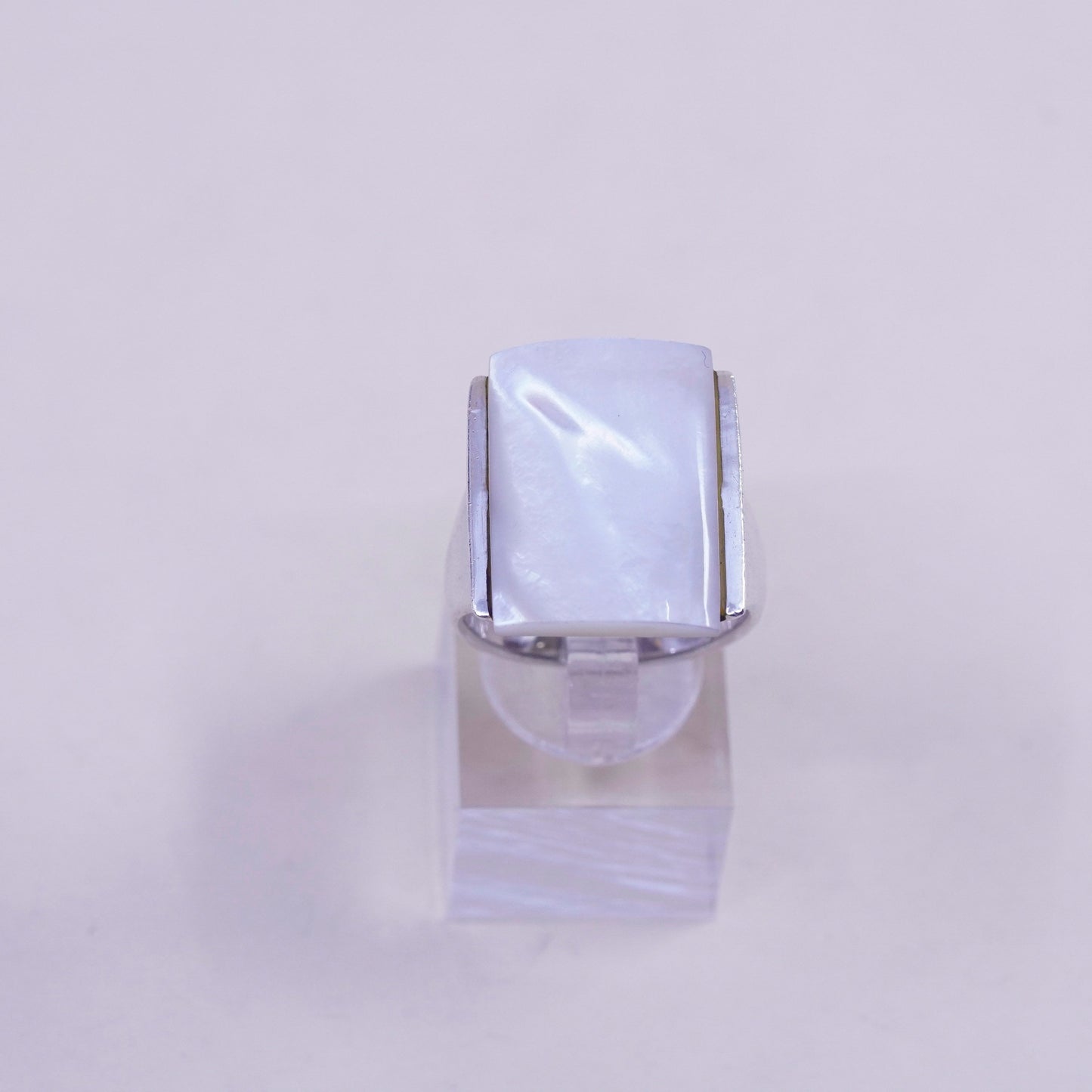 Size 9, sterling silver handmade ring mother of pearl, modern 925 cocktail band