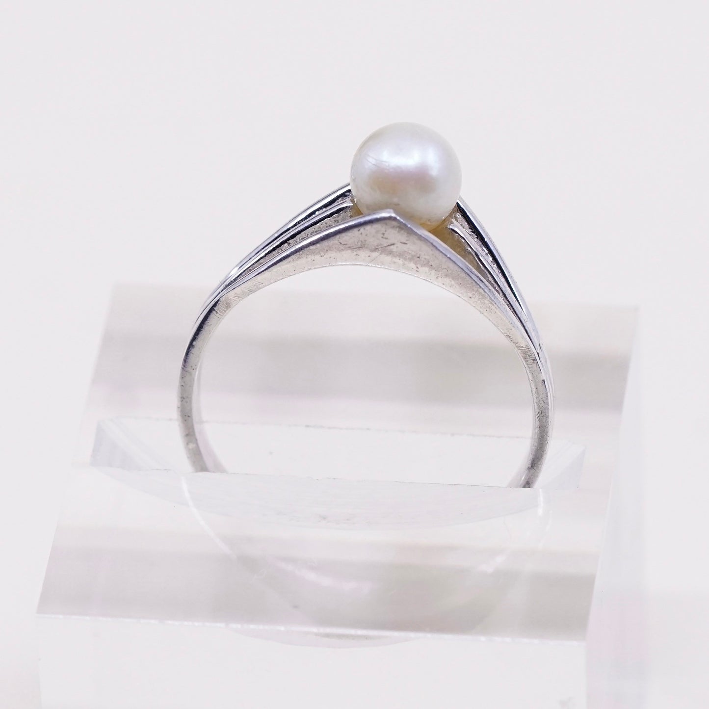 Size 8.25, vintage Sterling silver handmade ring, modern 925 band with pearl