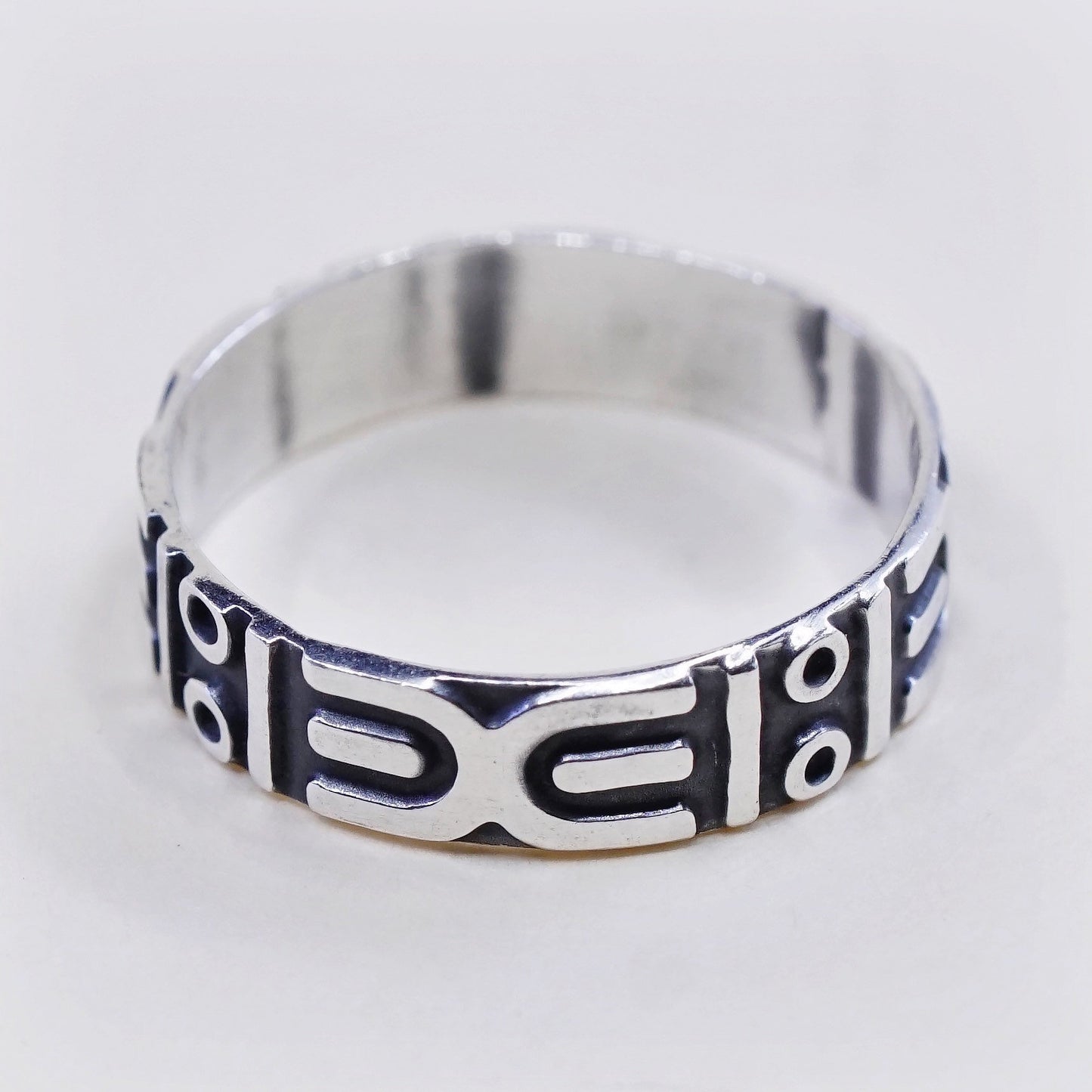 Size 5.25, vtg sterling silver handmade ring, 925 southwestern stackable band
