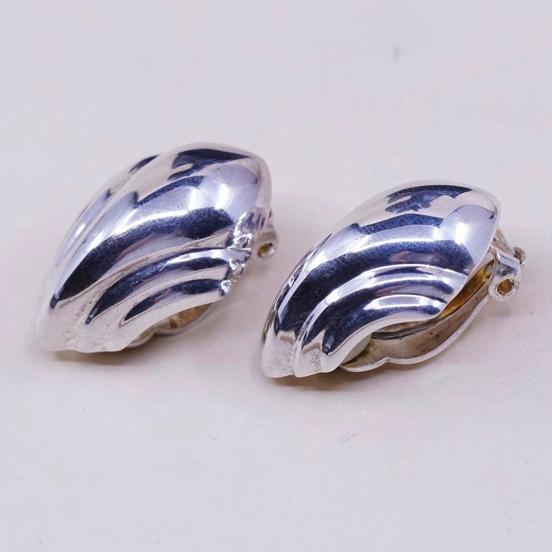 modern Sterling clip on earrings, puffy lightweight 925 curvy Ribbed earrings
