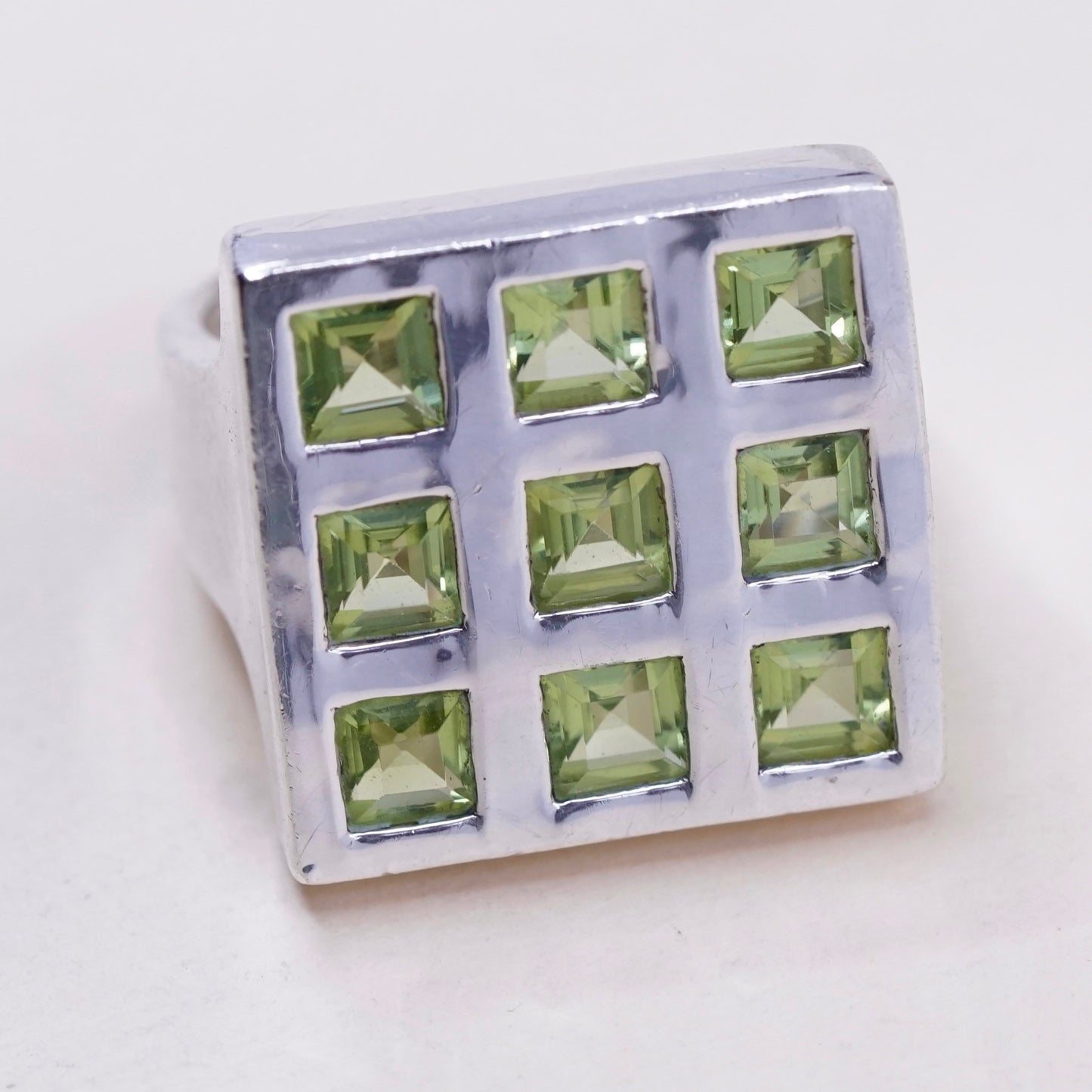 Size 7, Vintage GD mega shiny sterling 925 silver handmade ring with peridot
