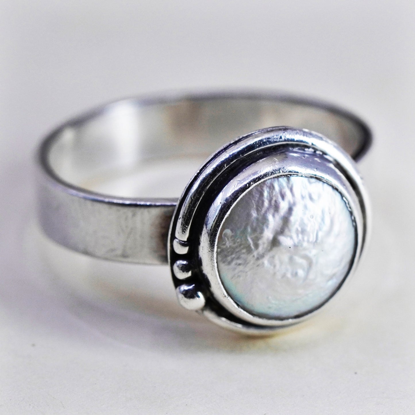 Size 8, vintage Sterling silver handmade ring, 925 band with coin pearl