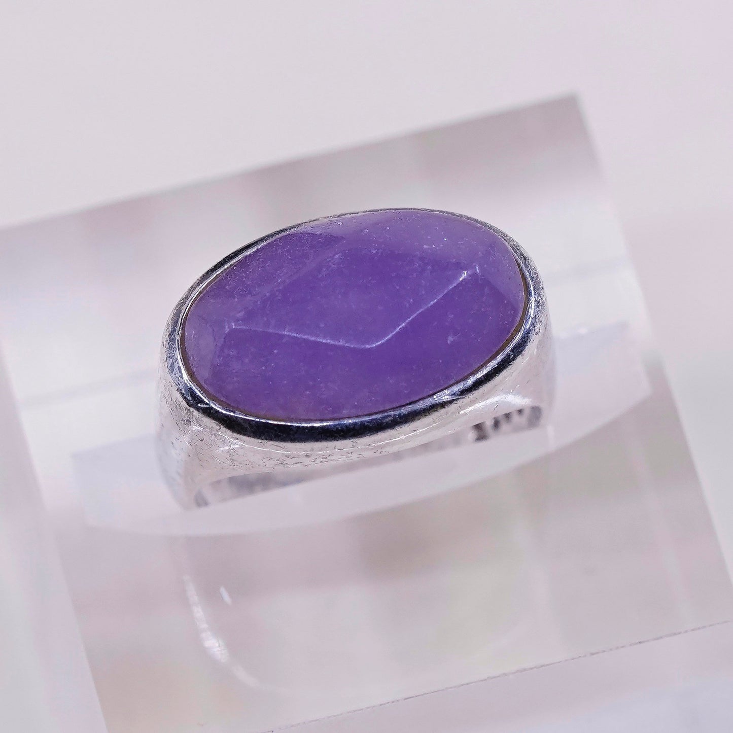 sz 6.75, vtg PB sterling silver handmade ring, with purple jade, stamped 925 PB
