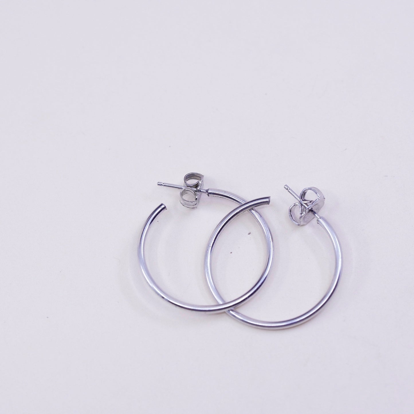 0.75”, Vintage sterling 925 silver loop earrings, fashion minimalist primitive hoops, silver tested
