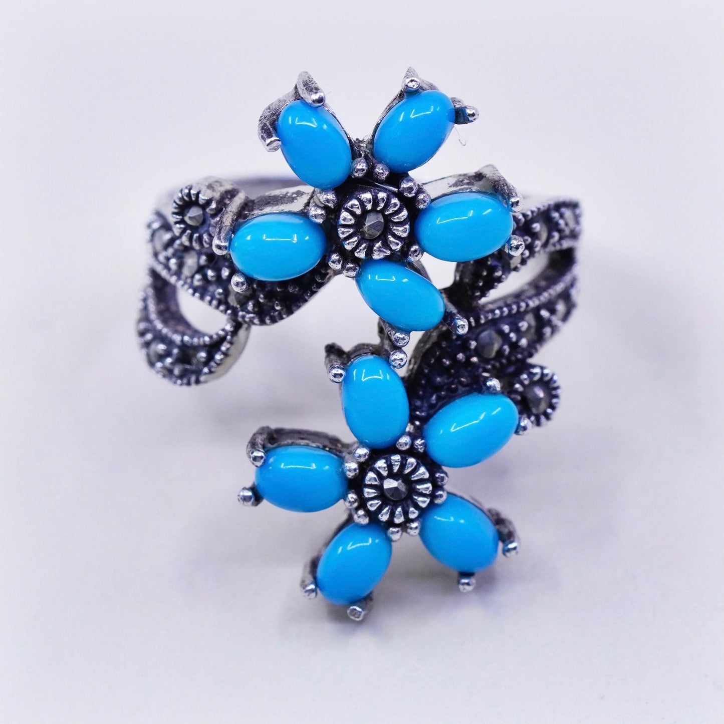 Size 8.25, vintage sterling 925 silver turquoise flower Marcasite ring