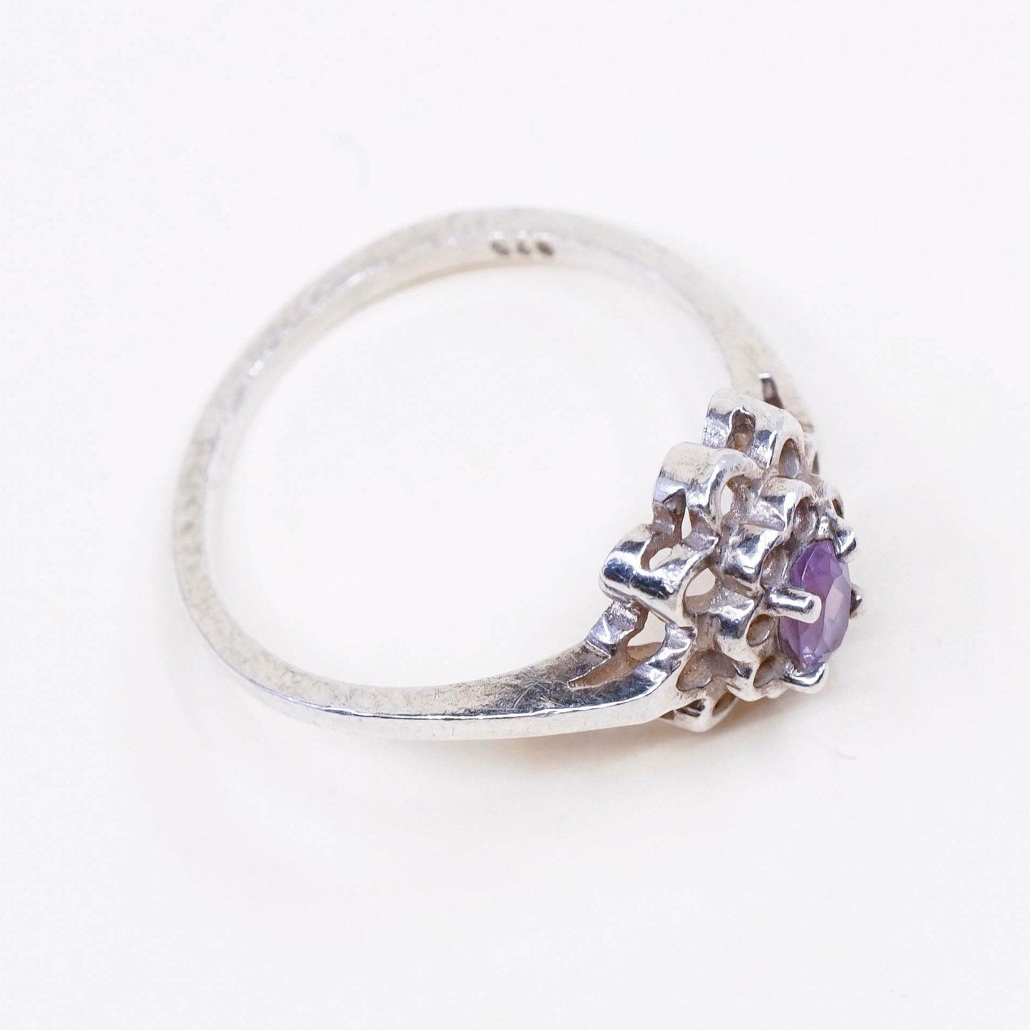 Size 6, vintage Sterling 925 silver handmade crown ring with amethyst