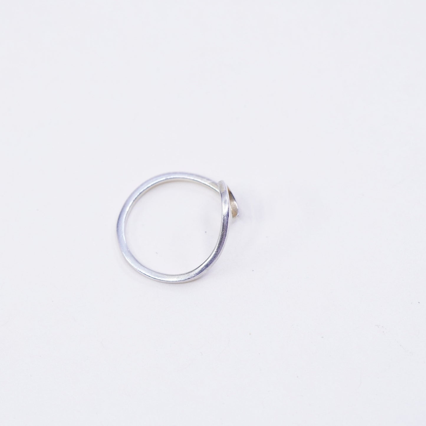 Size 5, vintage sterling silver handmade ring, 925 wave band, minimalist