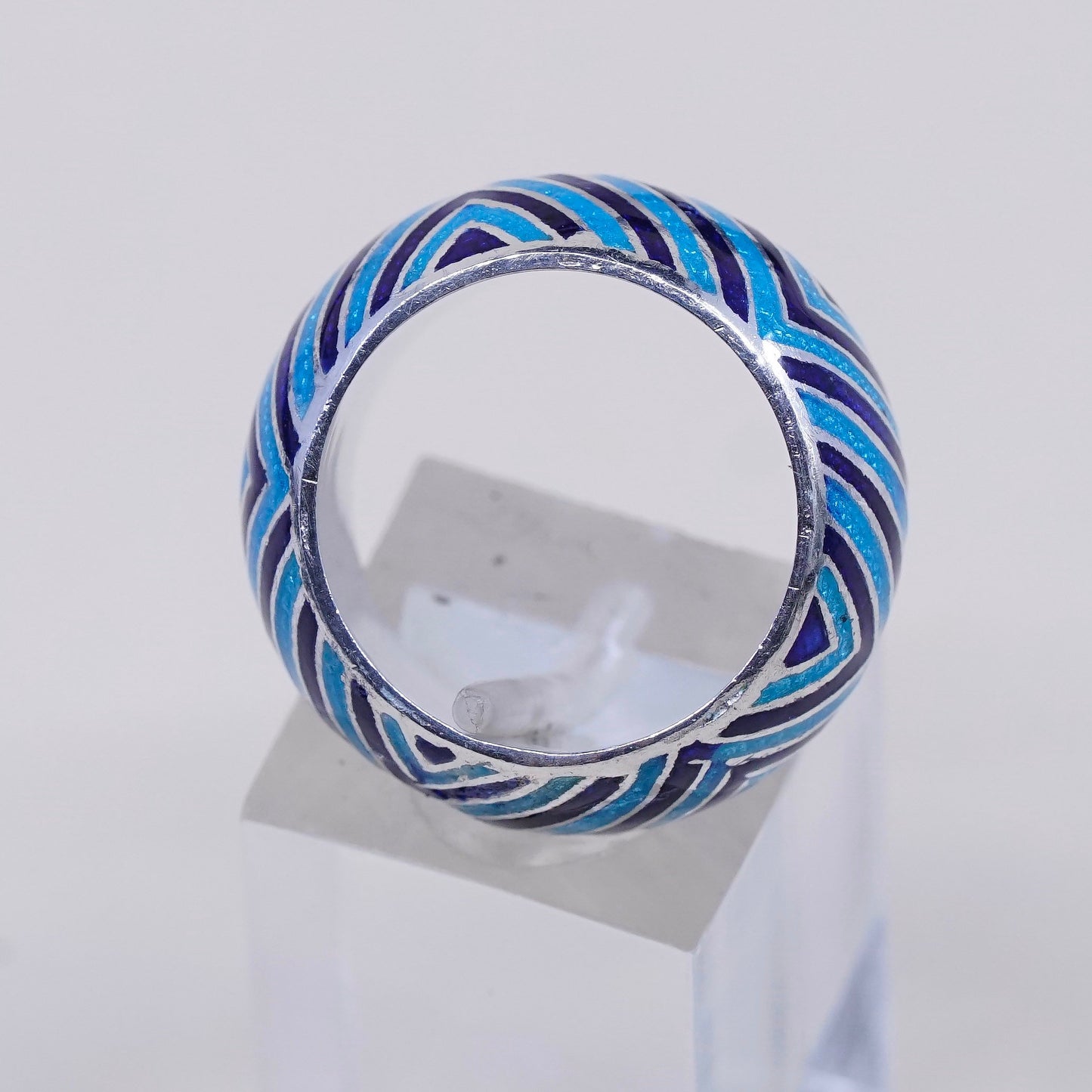 Size 6, vintage Sterling silver handmade ring, 925 band w/ blue enamel Zuni