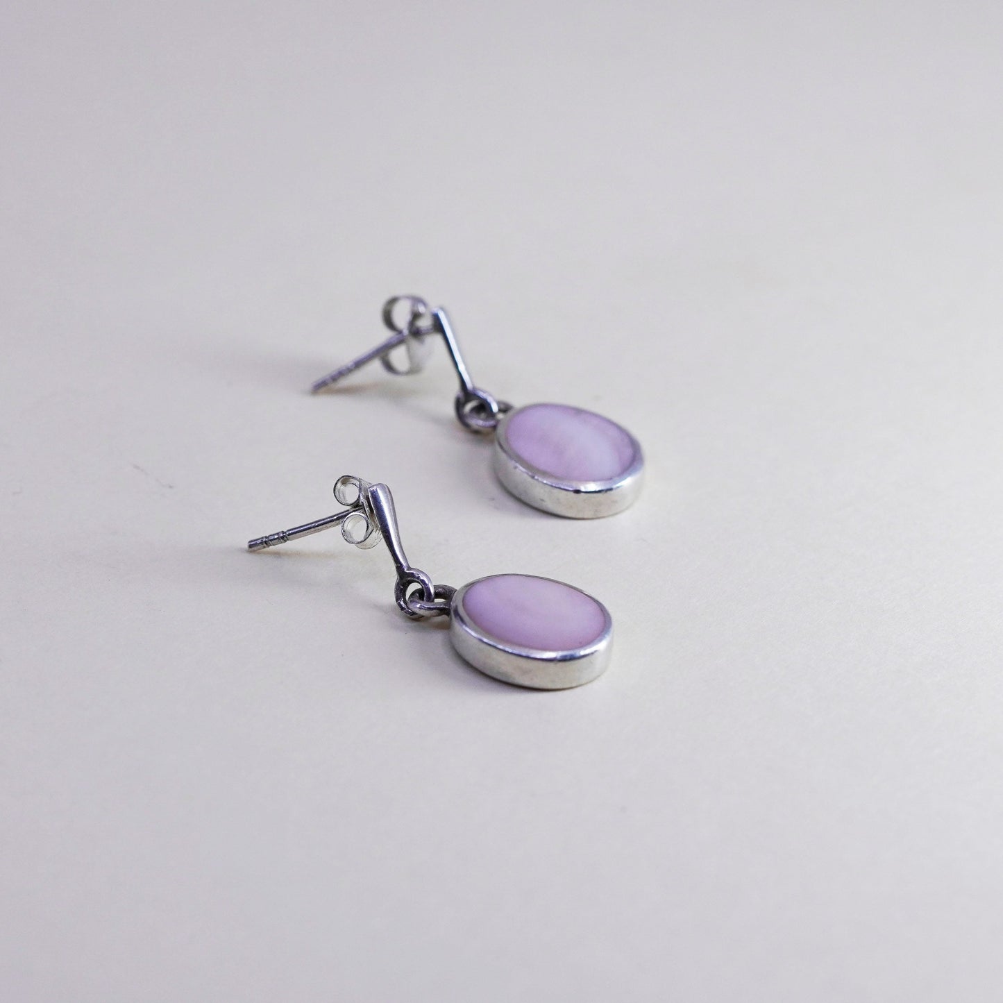 Vintage sterling 925 silver handmade earrings with pink mother of pearl