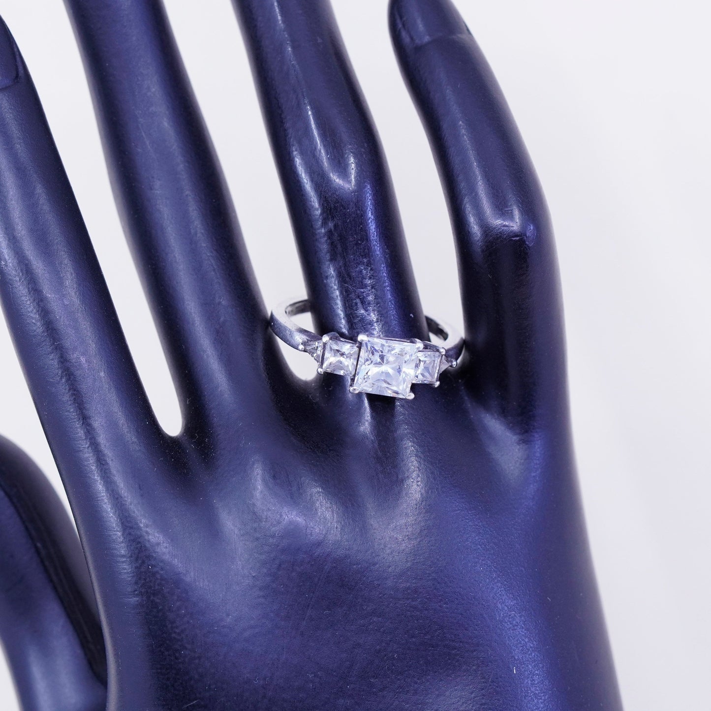 Size 10, DO Sterling 925 silver engagement ring with Cz