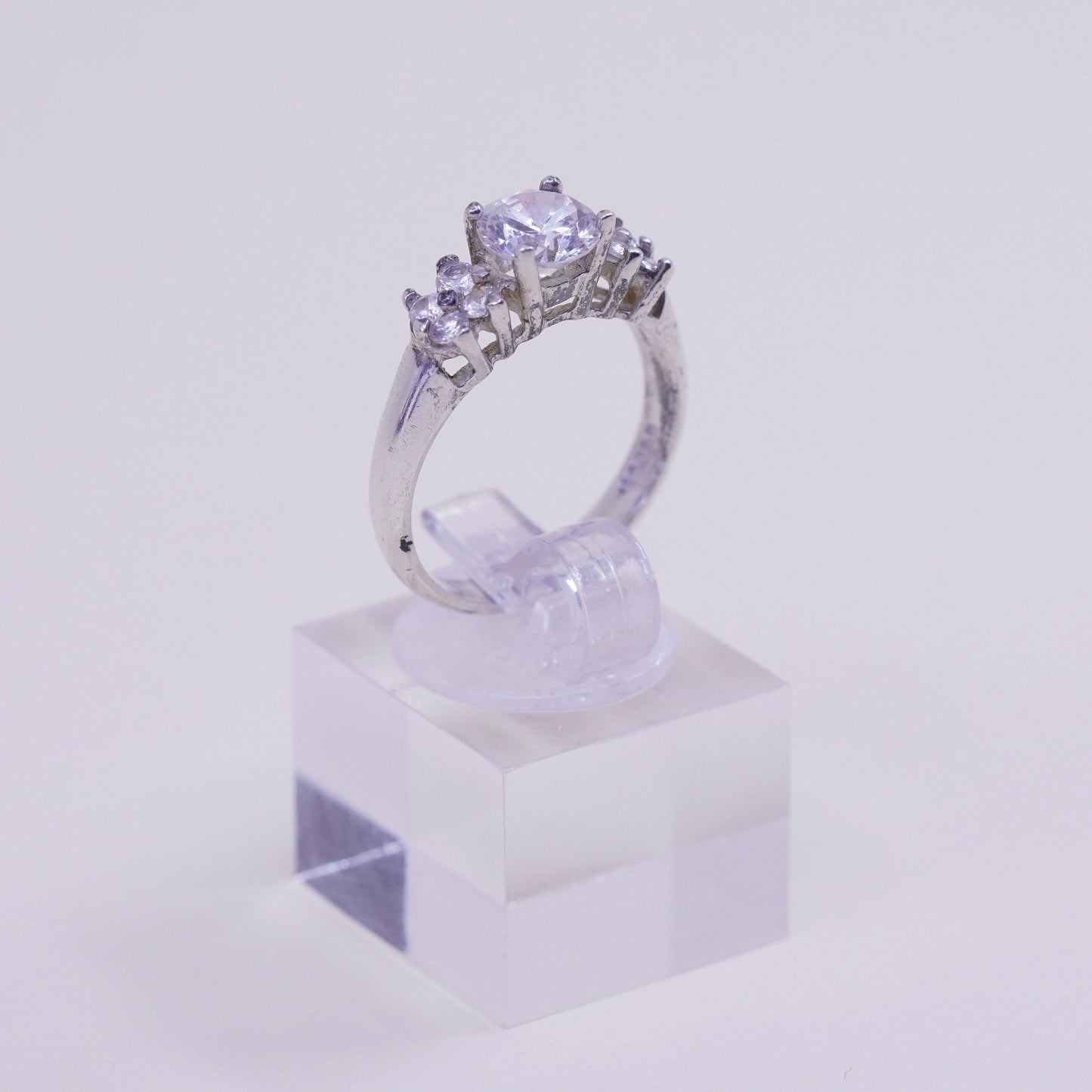 Size 7.5, Sterling silver ring, 925 silver with round cut cz, engagement ring
