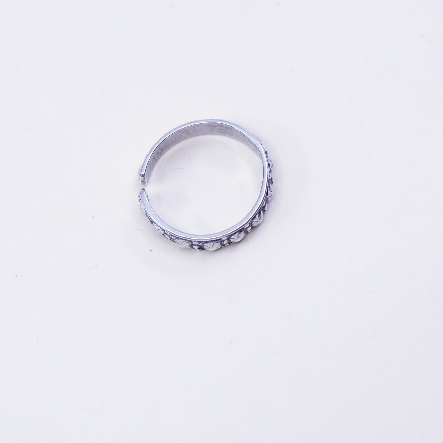 Size 5.75, Vintage sterling silver handmade ring, bead 925 band with open end