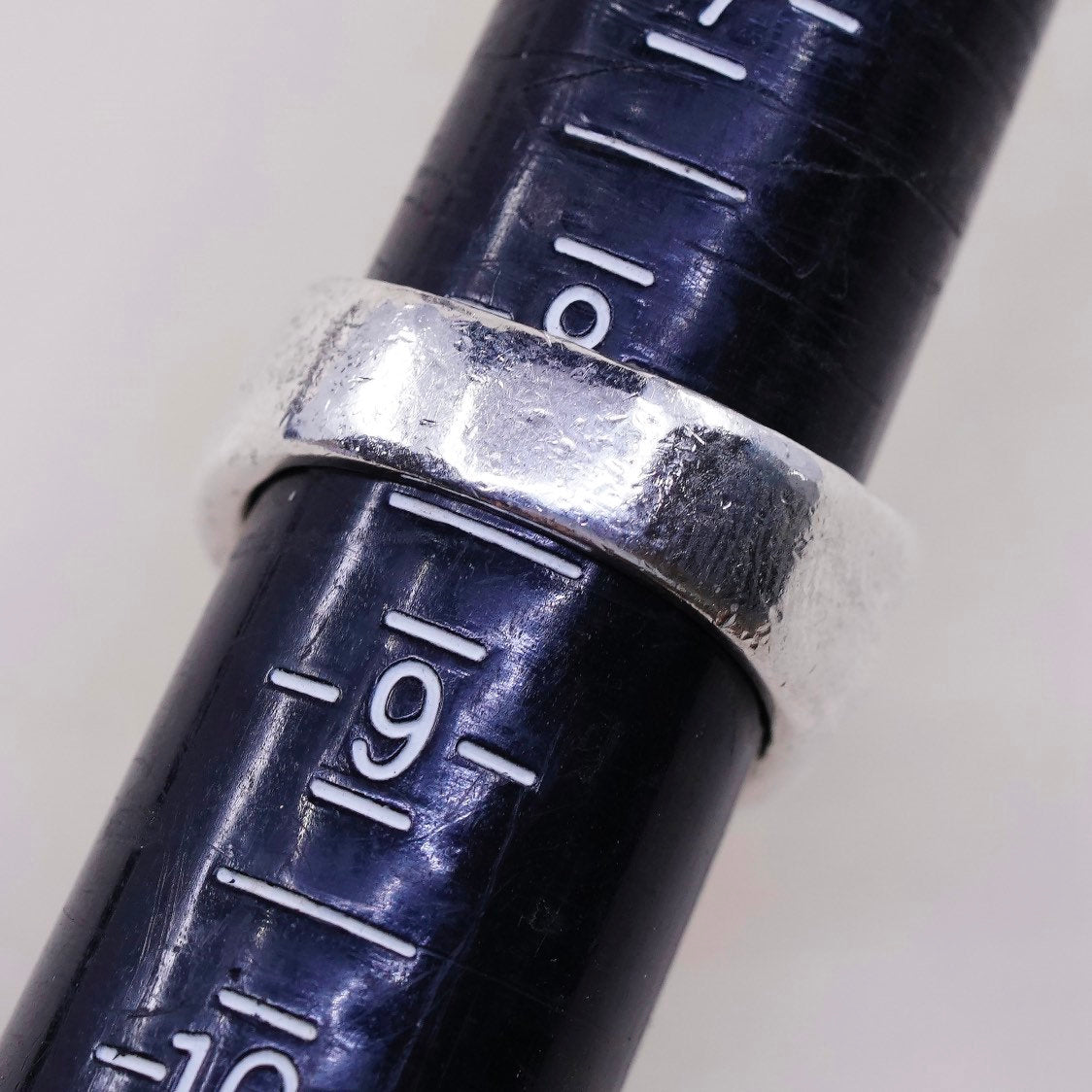 sz 8, vtg sterling silver handmade ring, Mexico 925 ribbed statement band