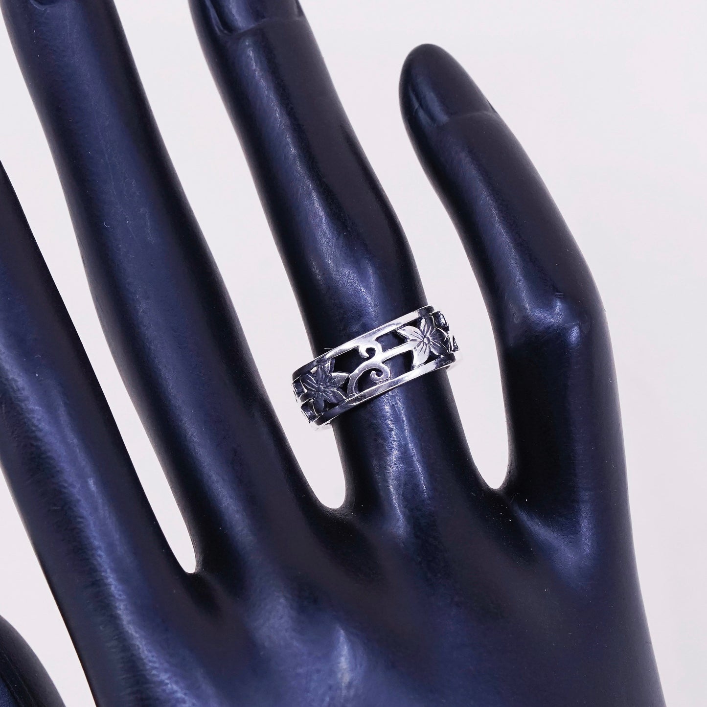 sz 4.75, vtg sterling silver handmade ring, 925 band w/ floral filigree