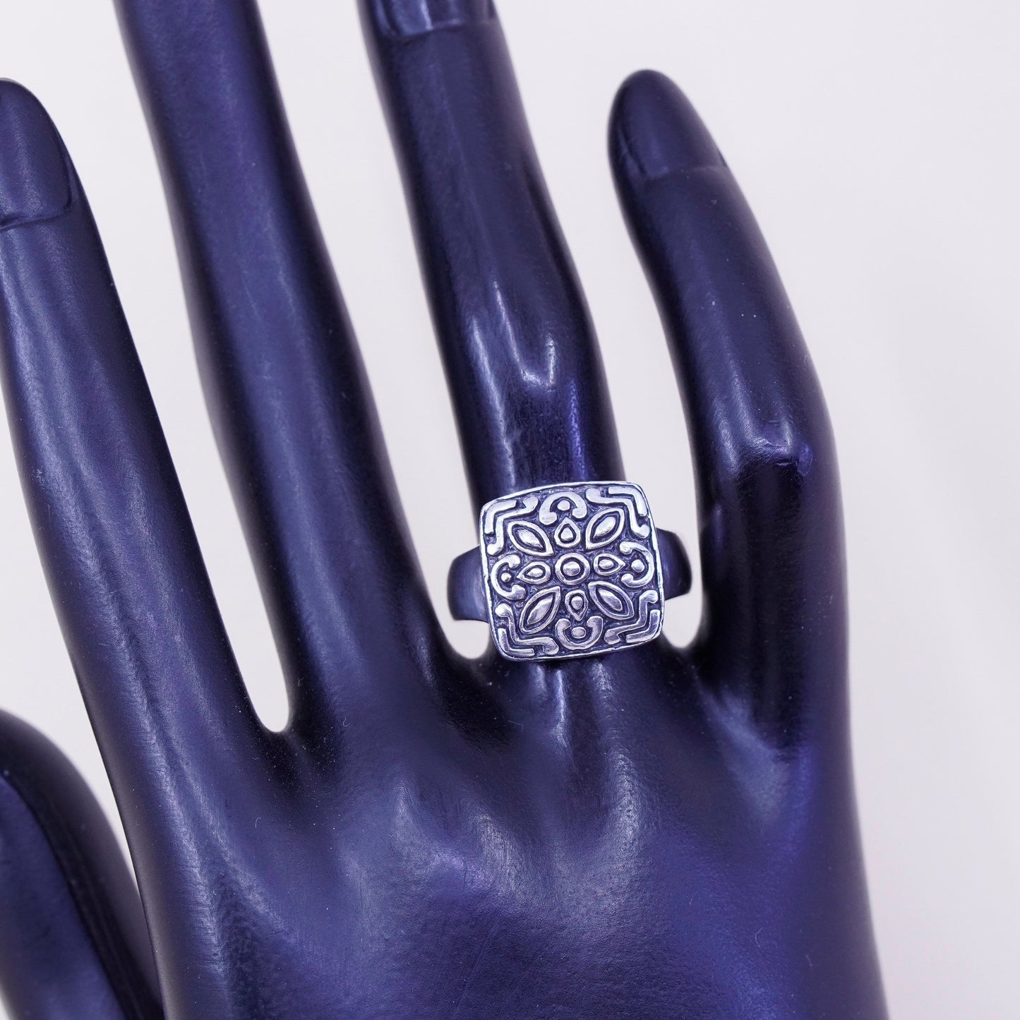 Size 8, vintage sterling 925 silver handmade bali statement ring