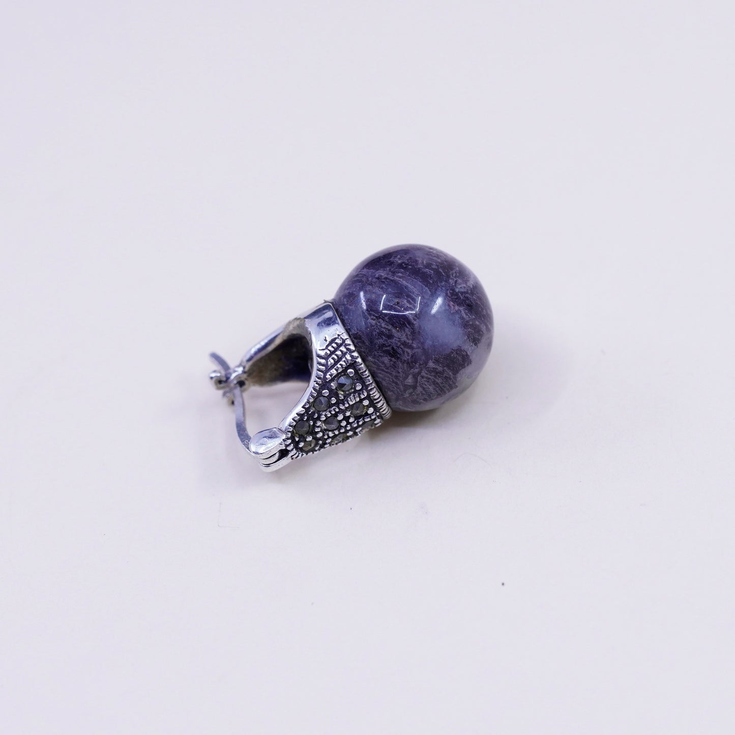 Vintage handmade 925 Sterling earrings, 925 Huggie with agate beads marcasite