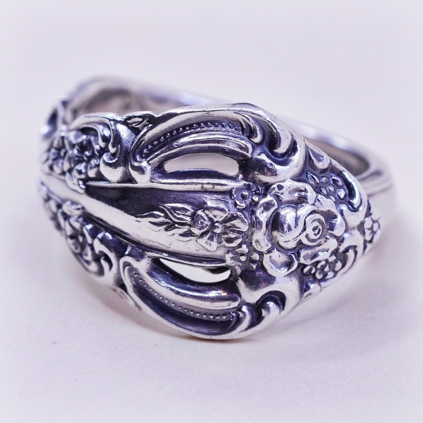 Size 7.25, Vintage Oneida Sterling 925 silver handmade spoon wrap ring flower