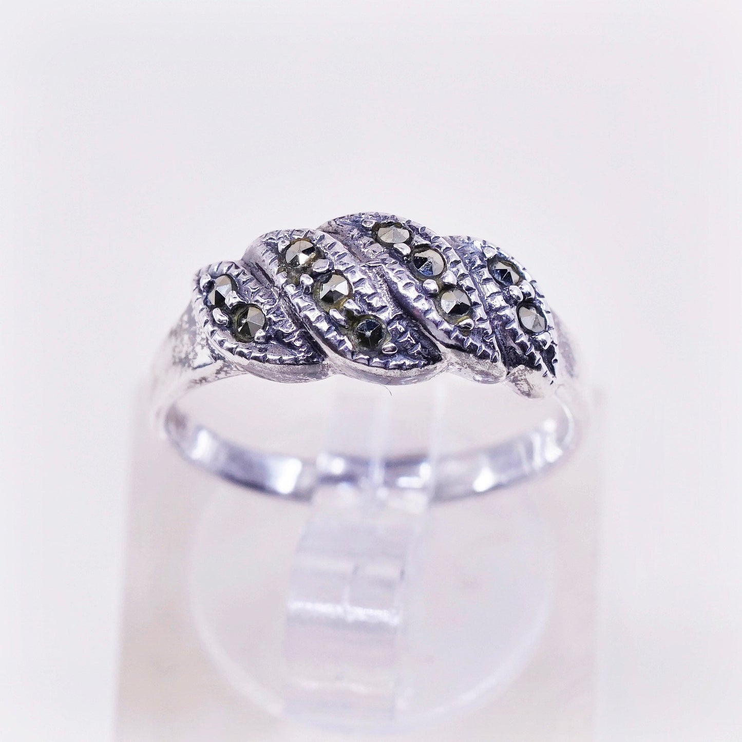 Size 6, Vintage LR Sterling 925 silver handmade ring with marcasite