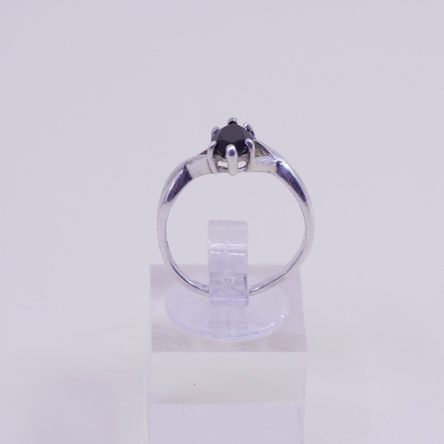 Size 6, Vintage sterling silver 925 ring with wavy obsidian