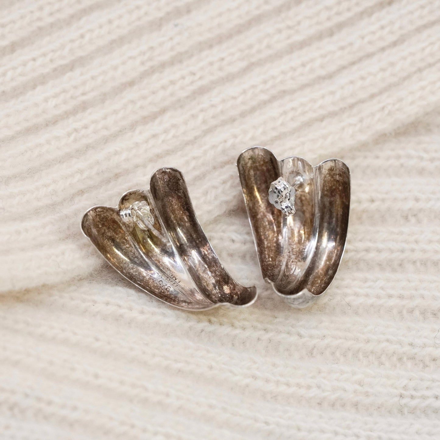 1”, vtg Italy two tone Sterling silver handmade earrings curvy 925 Huggie studs