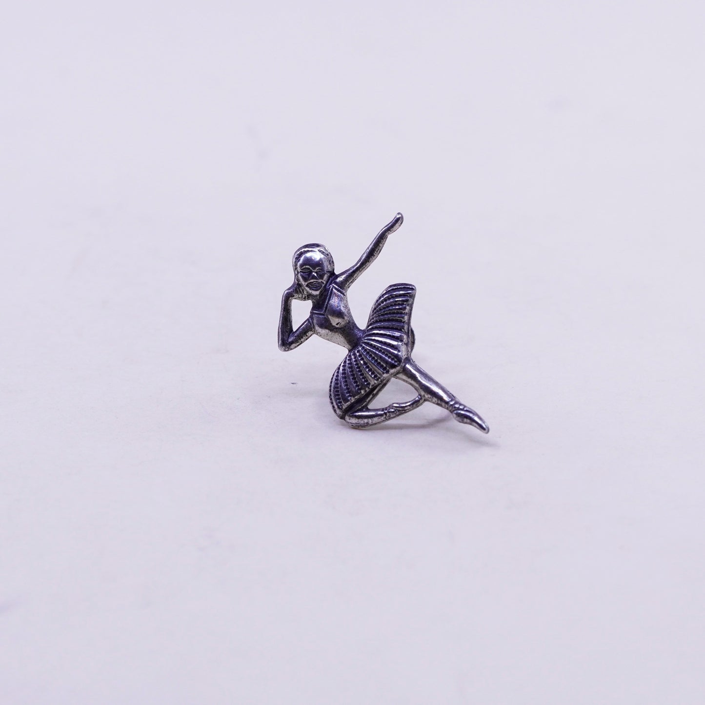 Vintage Beau Sterling silver handmade earrings, 925 screw back ballerinas