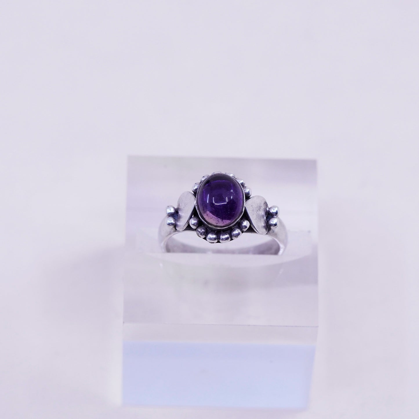 Size 7, Vintage sterling 925 silver handmade ring with amethyst, modernist