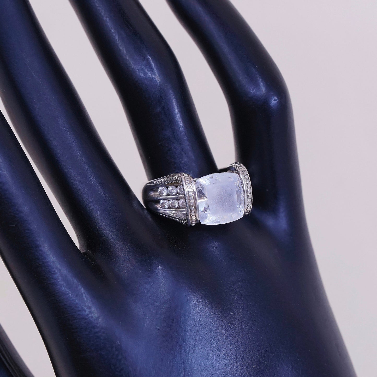 sz 7.5, Vtg MEDA Sterling silver ring, 925 silver w/ CZ cluster details