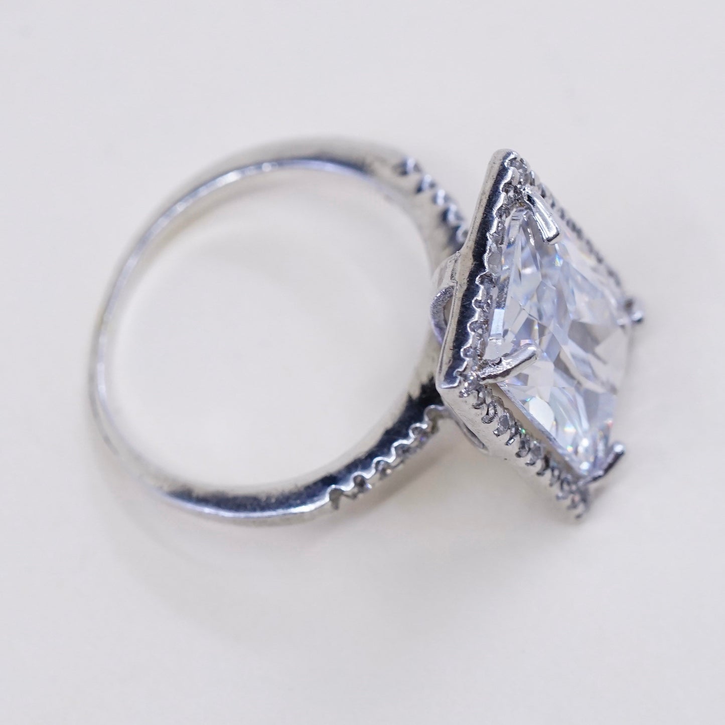 Size 7, vintage Sterling 925 silver with emerald cz statement ring