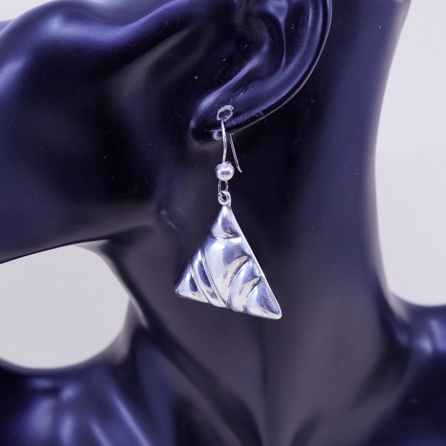 Vintage handmade puffy sterling 925 silver ribbed triangular earrings
