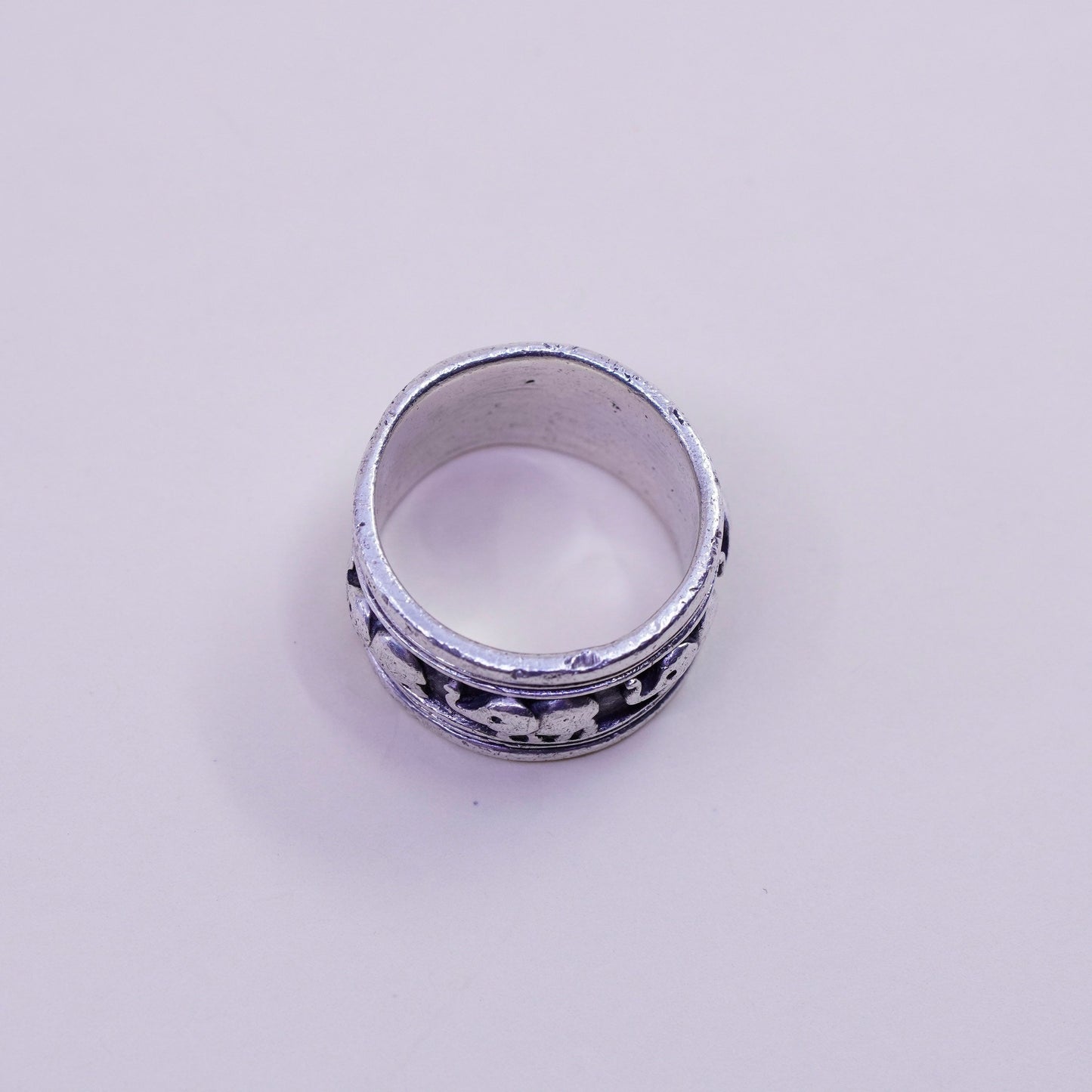 Size 7, vintage sterling silver handmade ring. 925 elephant band