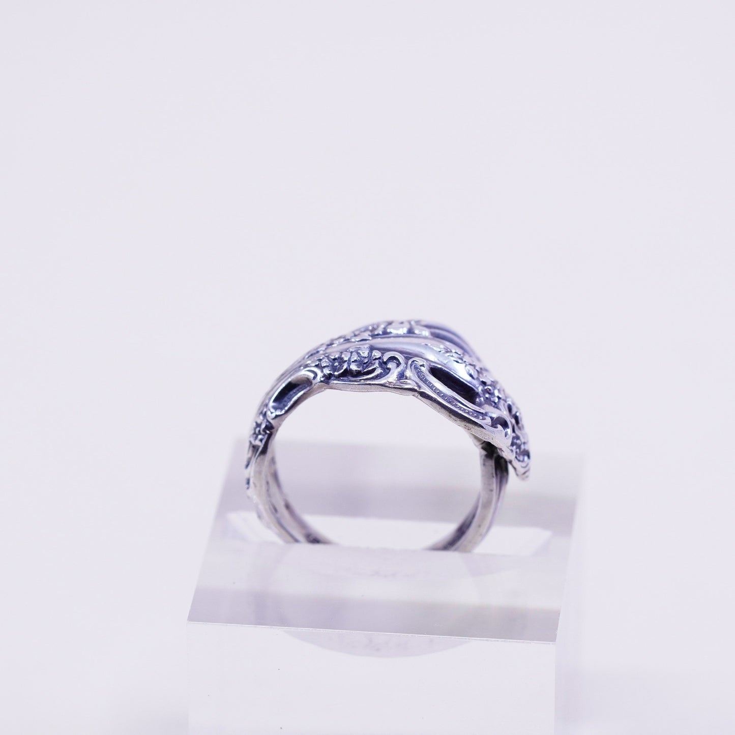 Size 7.25, Vintage Oneida Sterling 925 silver handmade spoon wrap ring flower