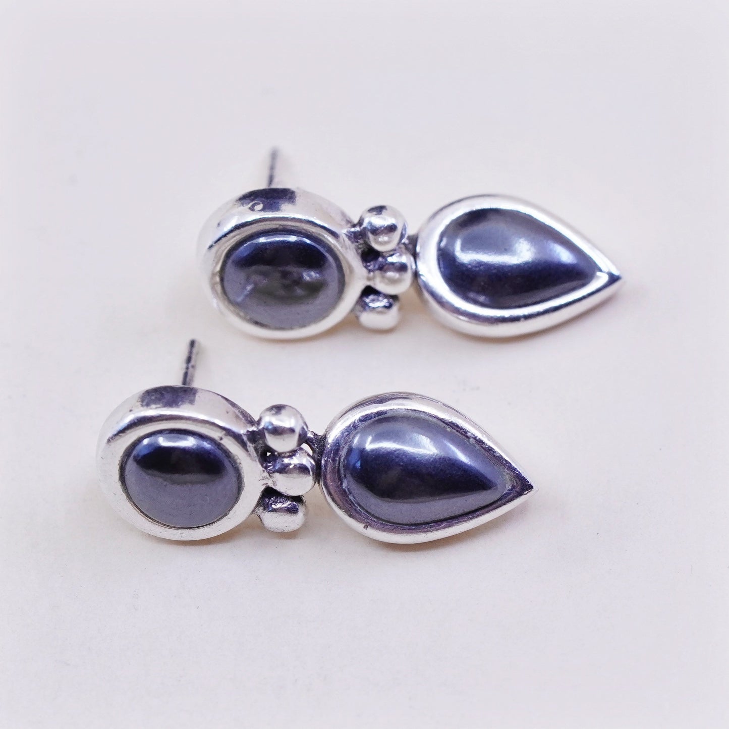 Vintage 925 Sterling silver handmade earrings with teardrop hematite
