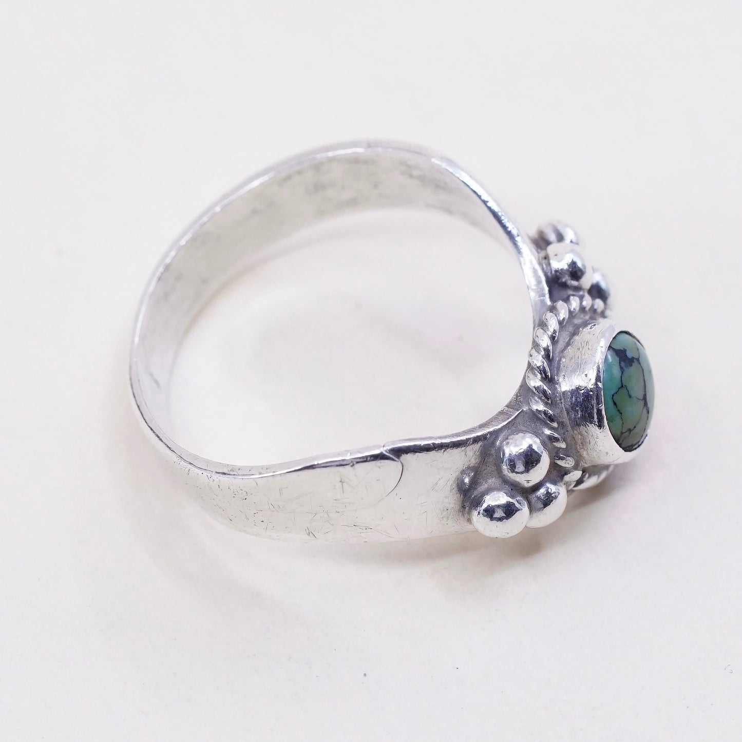 sz 9, Native American sterling silver handmade 925 ring w/ turquoise N beads