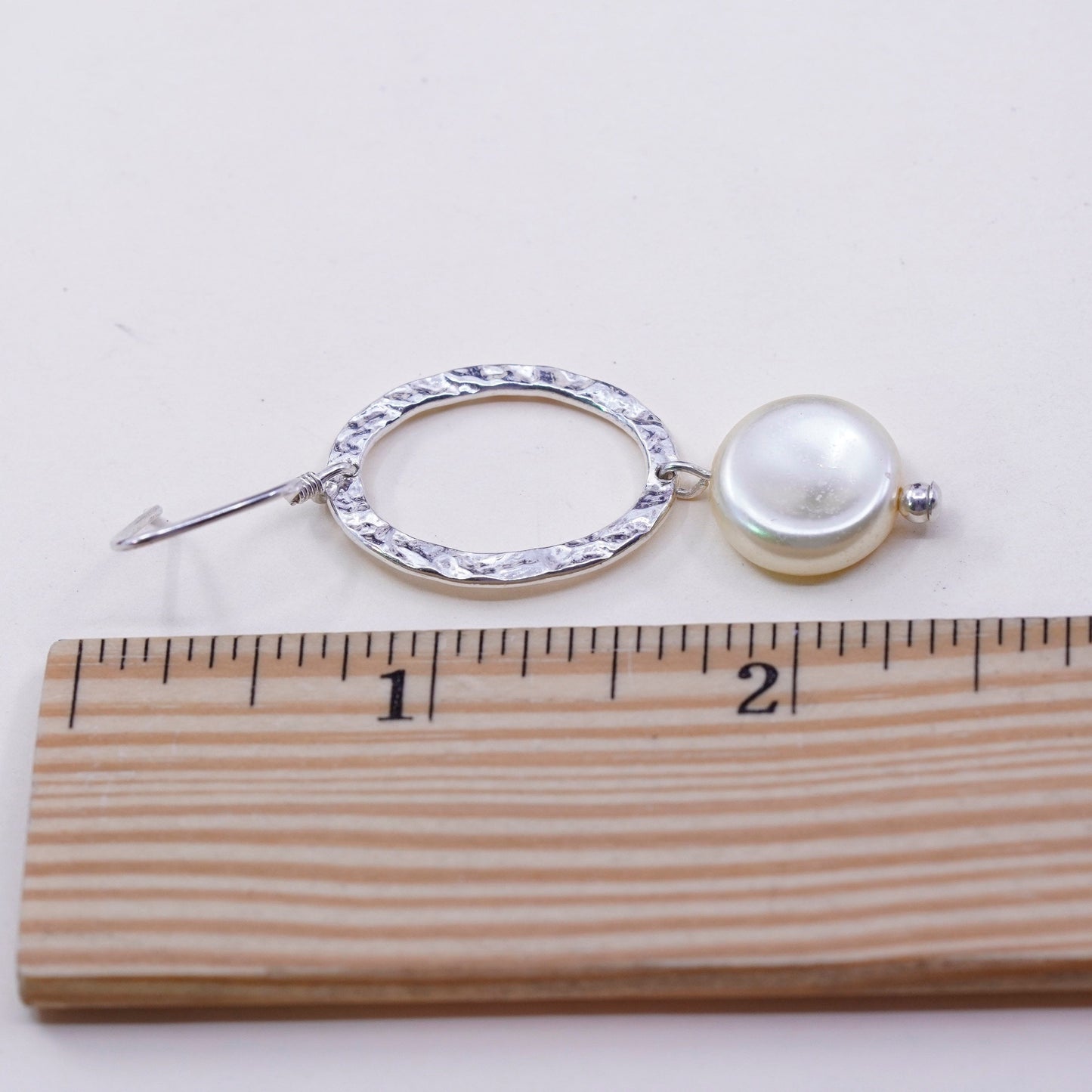 Vintage sterling silver handmade earrings, 925 hammered oval dangles with pearl