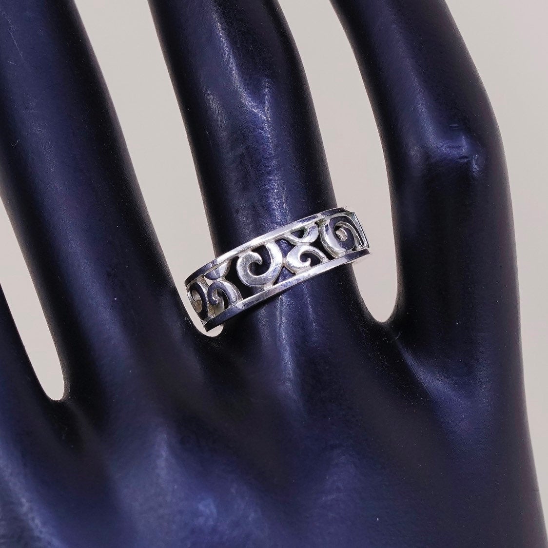 sz 7, vtg Sterling silver handmade ring, mexico 925 band w/ swirl wave