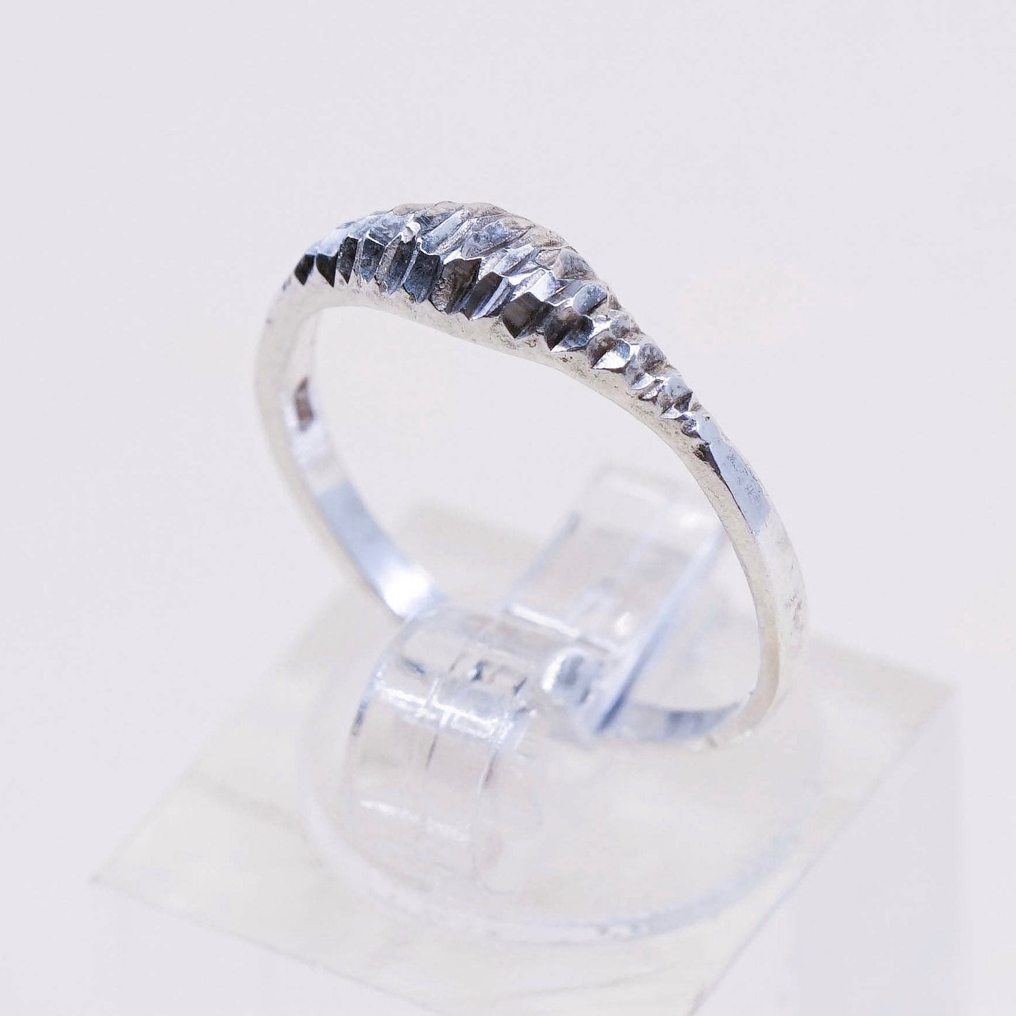 sz 7, vintage sterling silver handmade ring, Mexico 925 ribbed stackable band