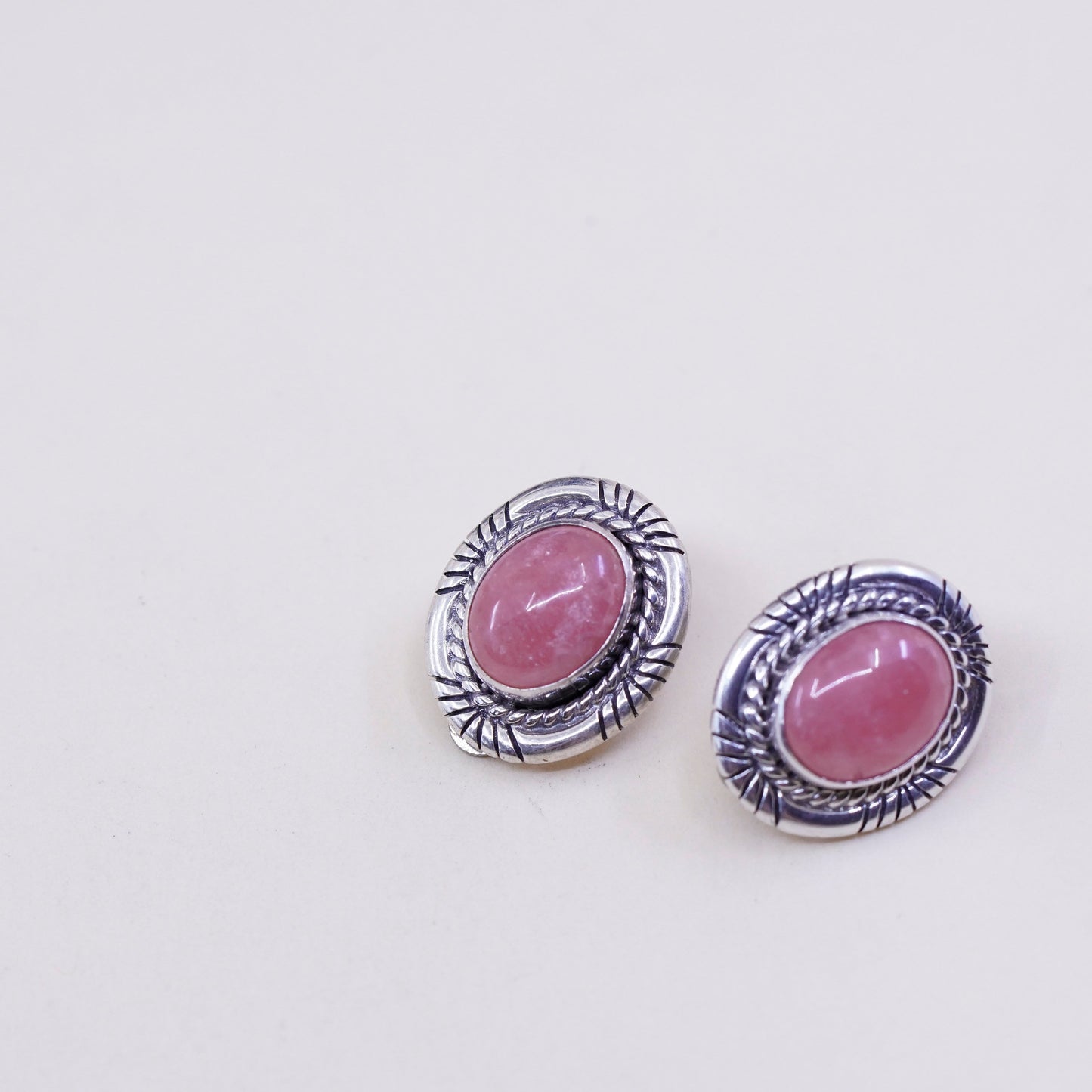 Native American Vintage handmade 925 Sterling earrings, 925 clip on w/ quartz