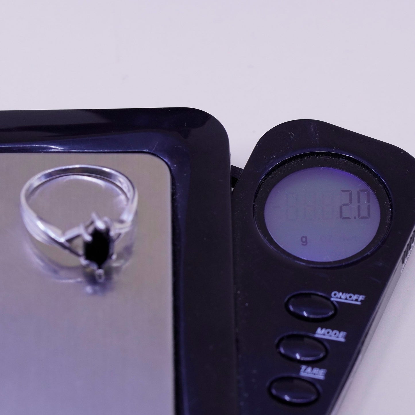 Size 6, Vintage sterling silver 925 ring with wavy obsidian