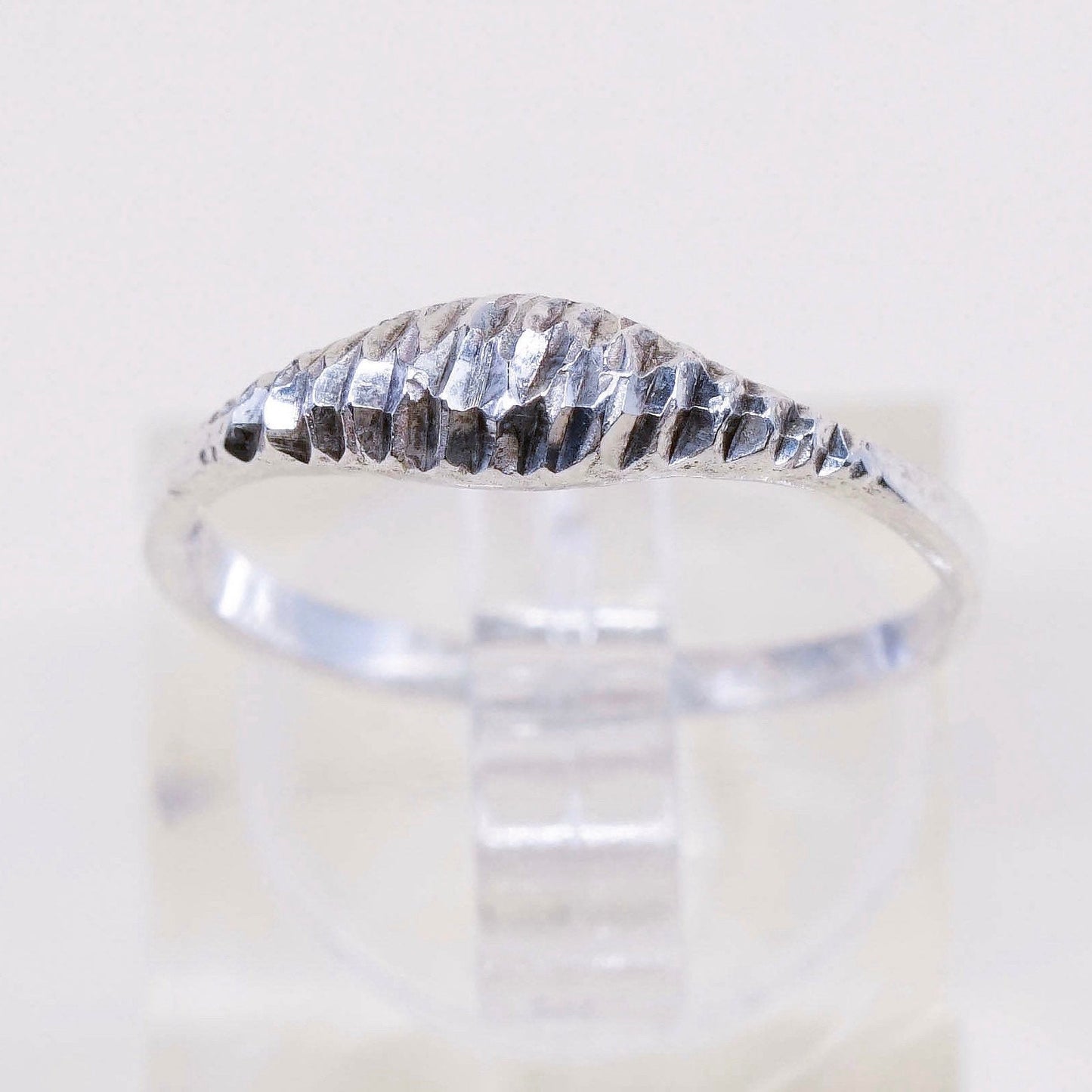 sz 7, vintage sterling silver handmade ring, Mexico 925 ribbed stackable band