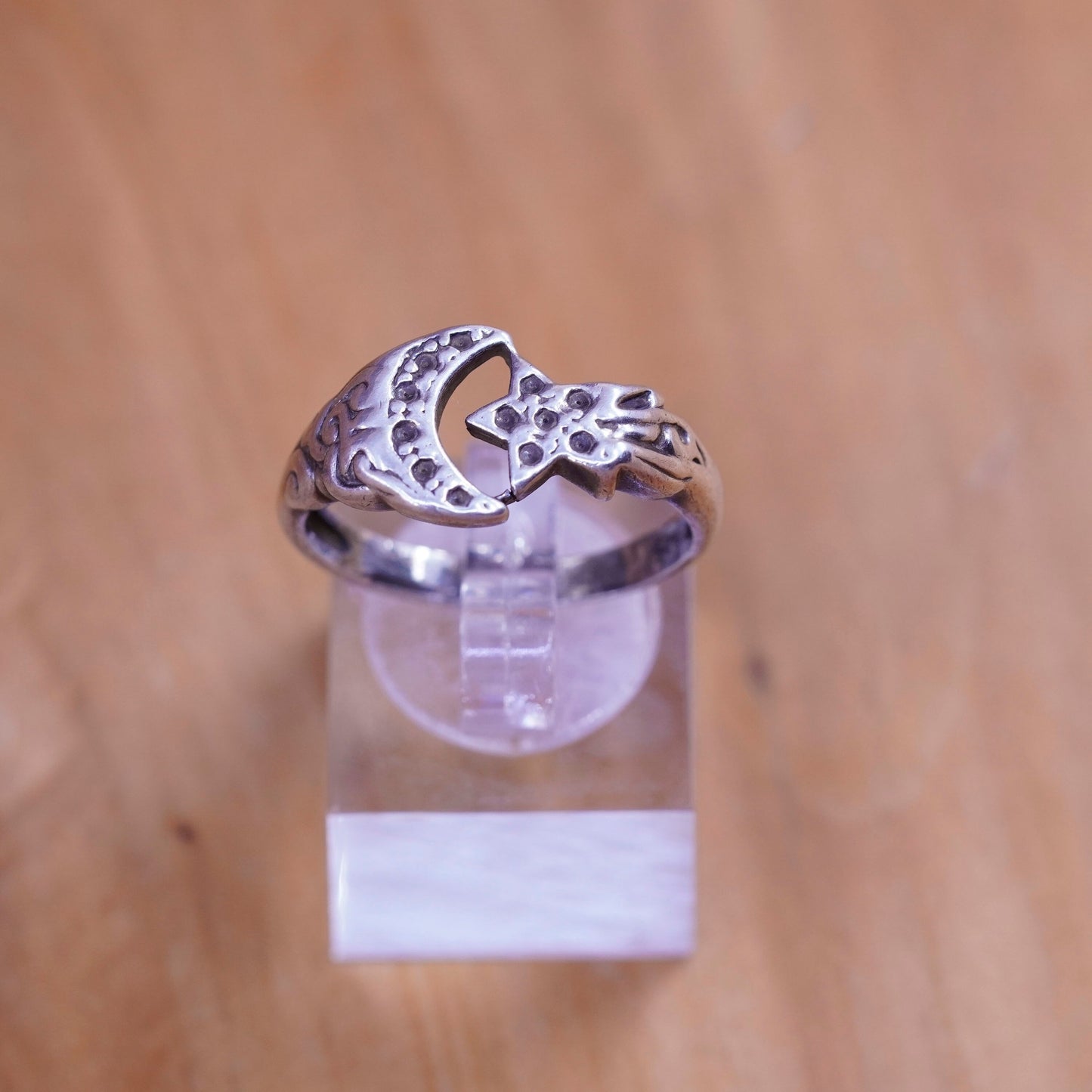 Size 7, vintage Sterling silver handmade tiny ring, 925 star band