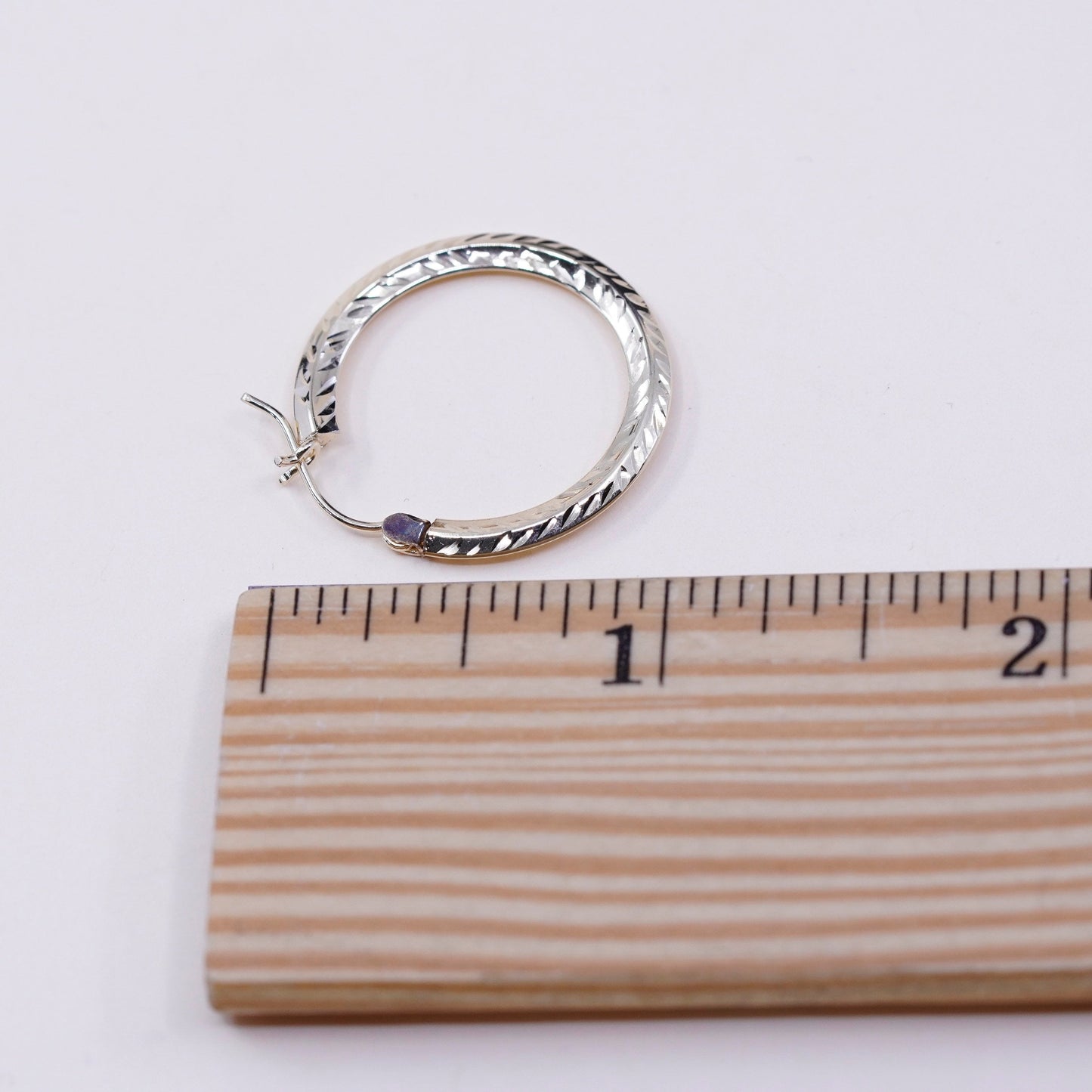 1”, 1.3g, Vintage real 14K gold hoops earrings, puffy yellow gold textured huggie. Stamped 14K